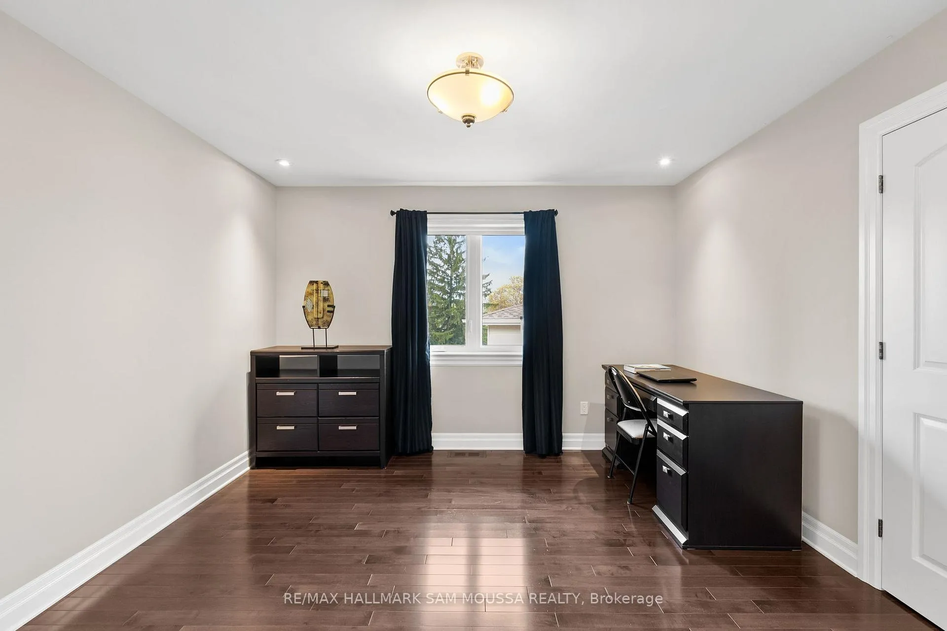 Photo 32 of 18 Wynford Avenue, Ottawa, Craig Henry/Woodvale — HOMEH