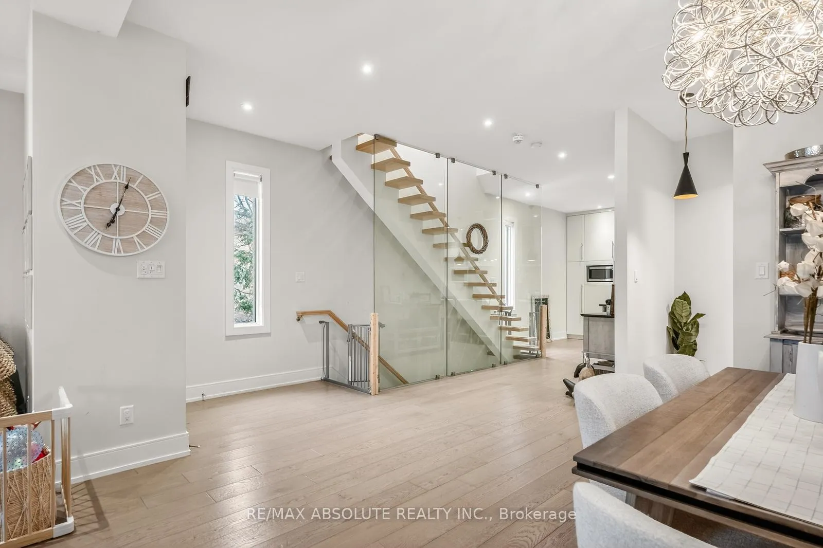 Photo 7 of 246 Westhaven Crescent, Ottawa, Westboro/Hampton Park — HOMEH
