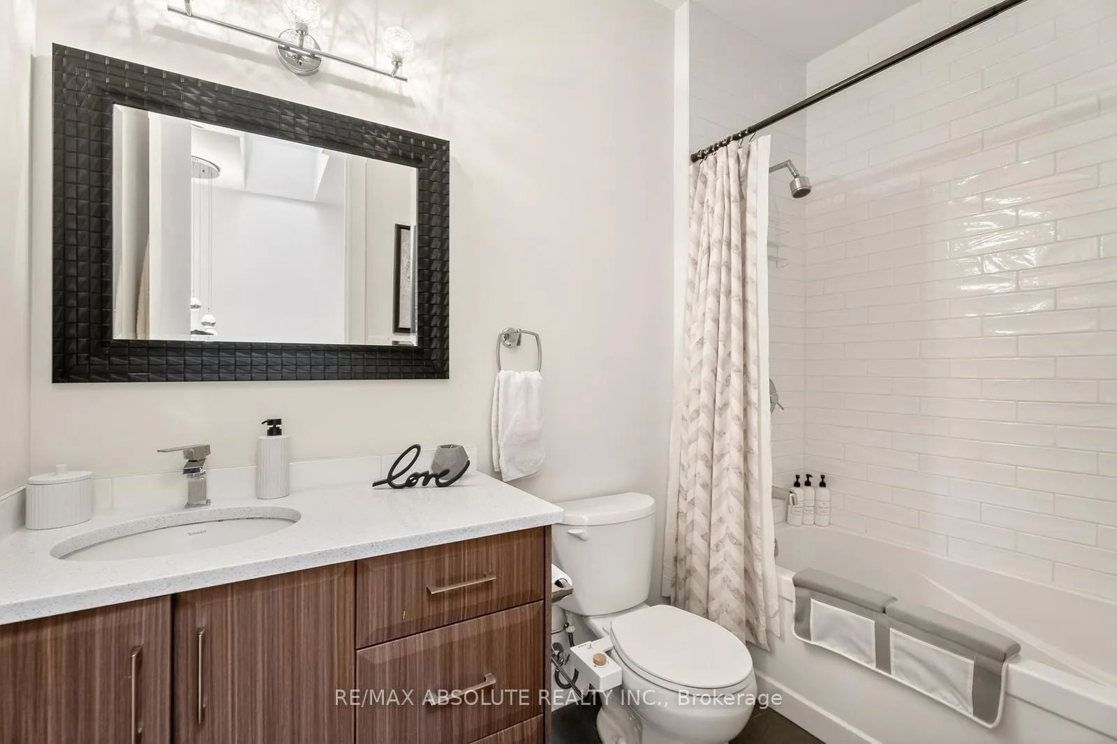 Photo 19 of 246 Westhaven Crescent, Ottawa, Westboro/Hampton Park — HOMEH