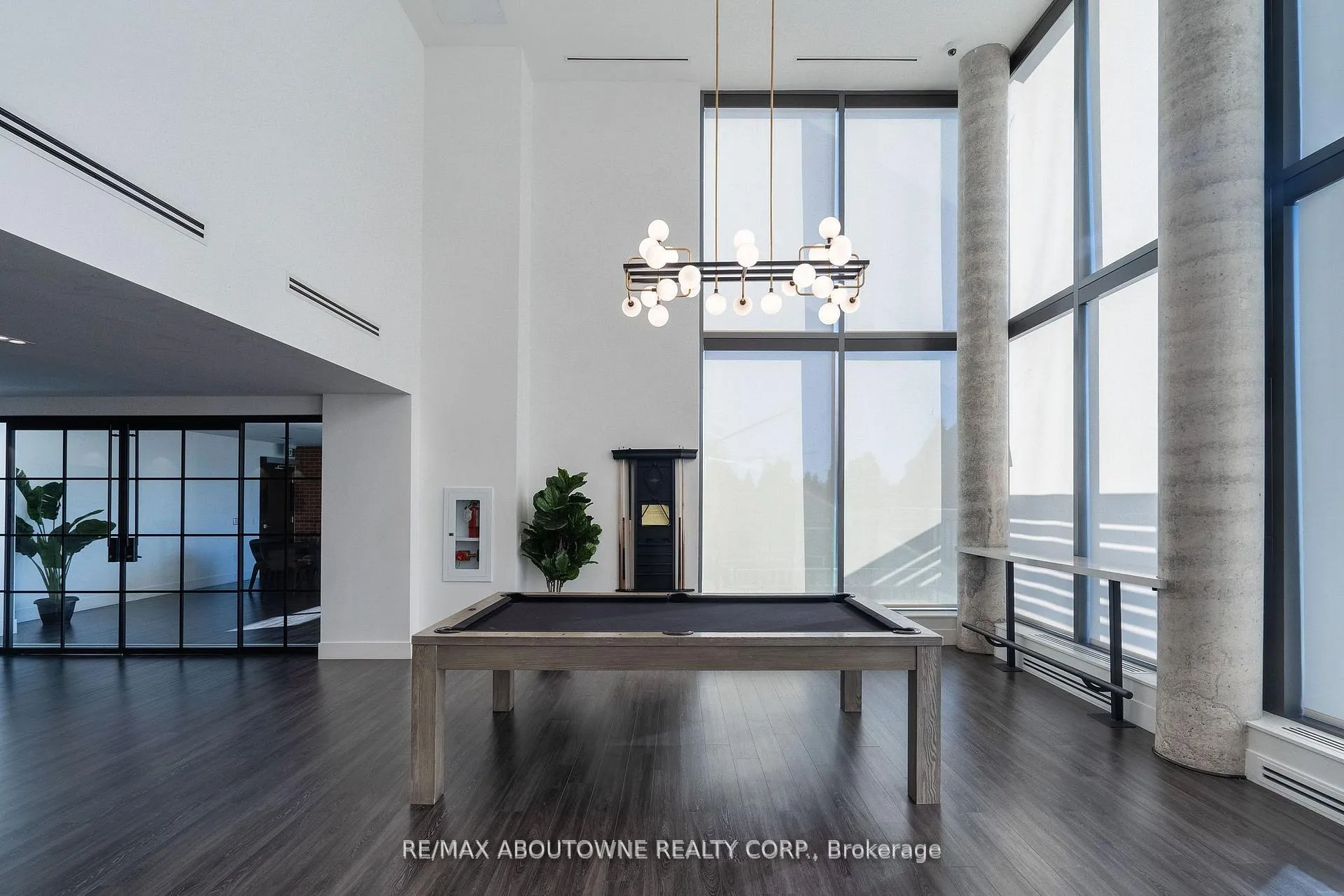 Photo 19 of Unit 1407, 5 Wellington Street S, Kitchener, Cherry Hill — HOMEH