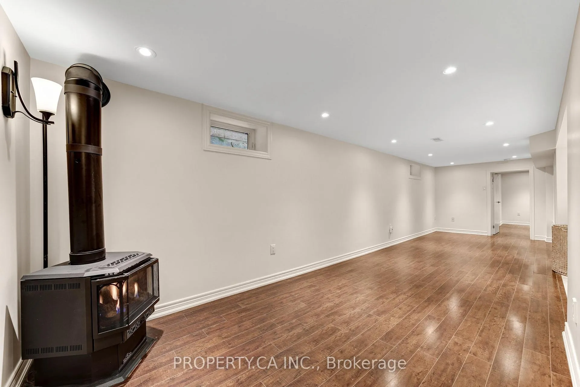 Photo 11 of 493 Winnette Avenue, Toronto, Humewood-Cedarvale — HOMEH