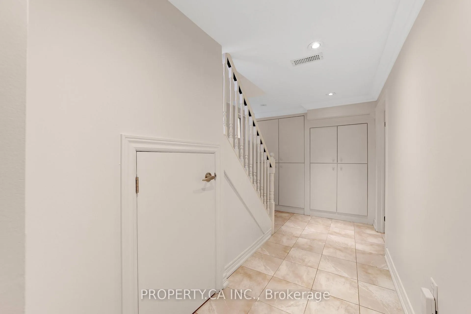 Photo 19 of 493 Winnette Avenue, Toronto, Humewood-Cedarvale — HOMEH