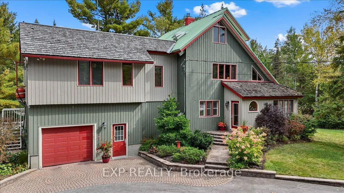 Photo 2 of 182 Spruce Ridge Road, Ottawa, Huntley Ward (South West) — HOMEH