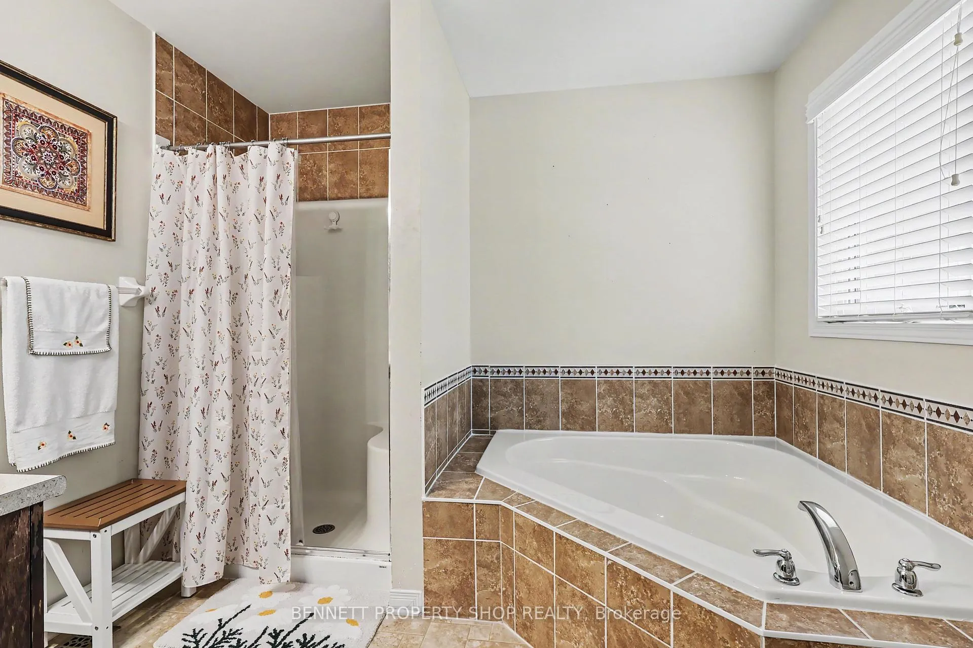 Photo 11 of 183 Destiny Private, Ottawa, Fallingbrook/Gardenway South — HOMEH