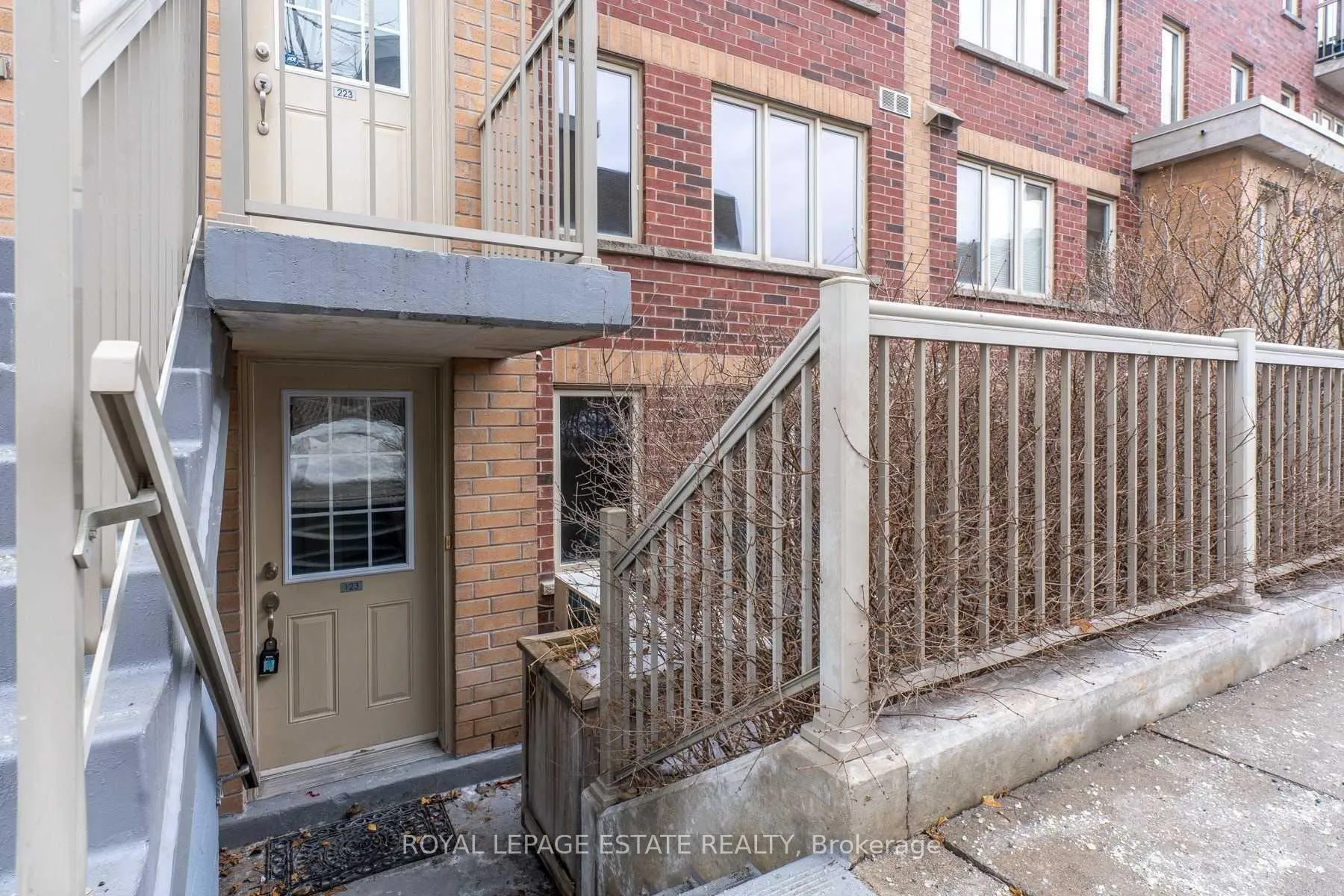 Photo 2 of Unit 123, 20 Elsie Lane, Toronto, Dovercourt-Wallace Emerson-Junction — HOMEH