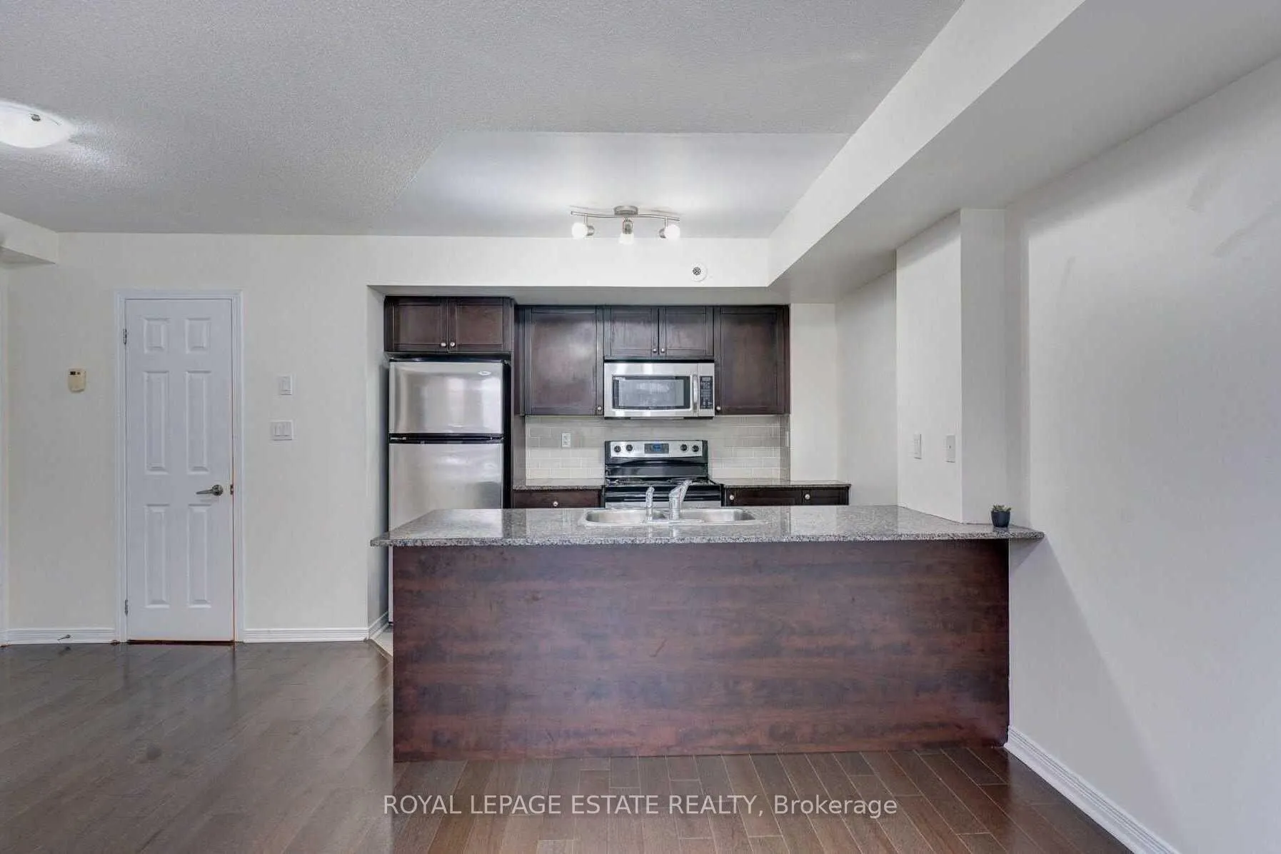 Photo 4 of Unit 123, 20 Elsie Lane, Toronto, Dovercourt-Wallace Emerson-Junction — HOMEH