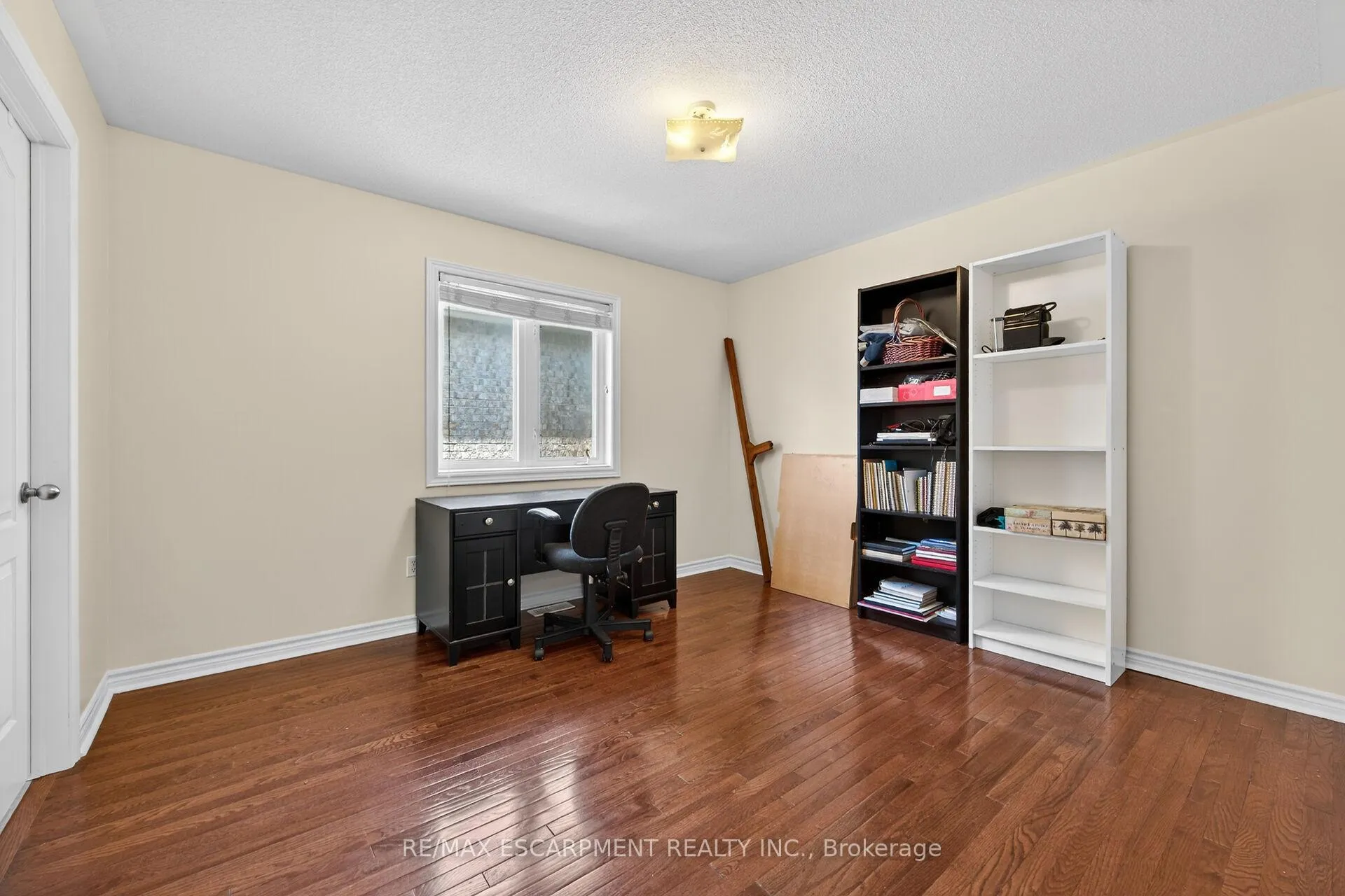 Photo 35 of 2431 Castlebrook Road, Oakville, Westmount — HOMEH