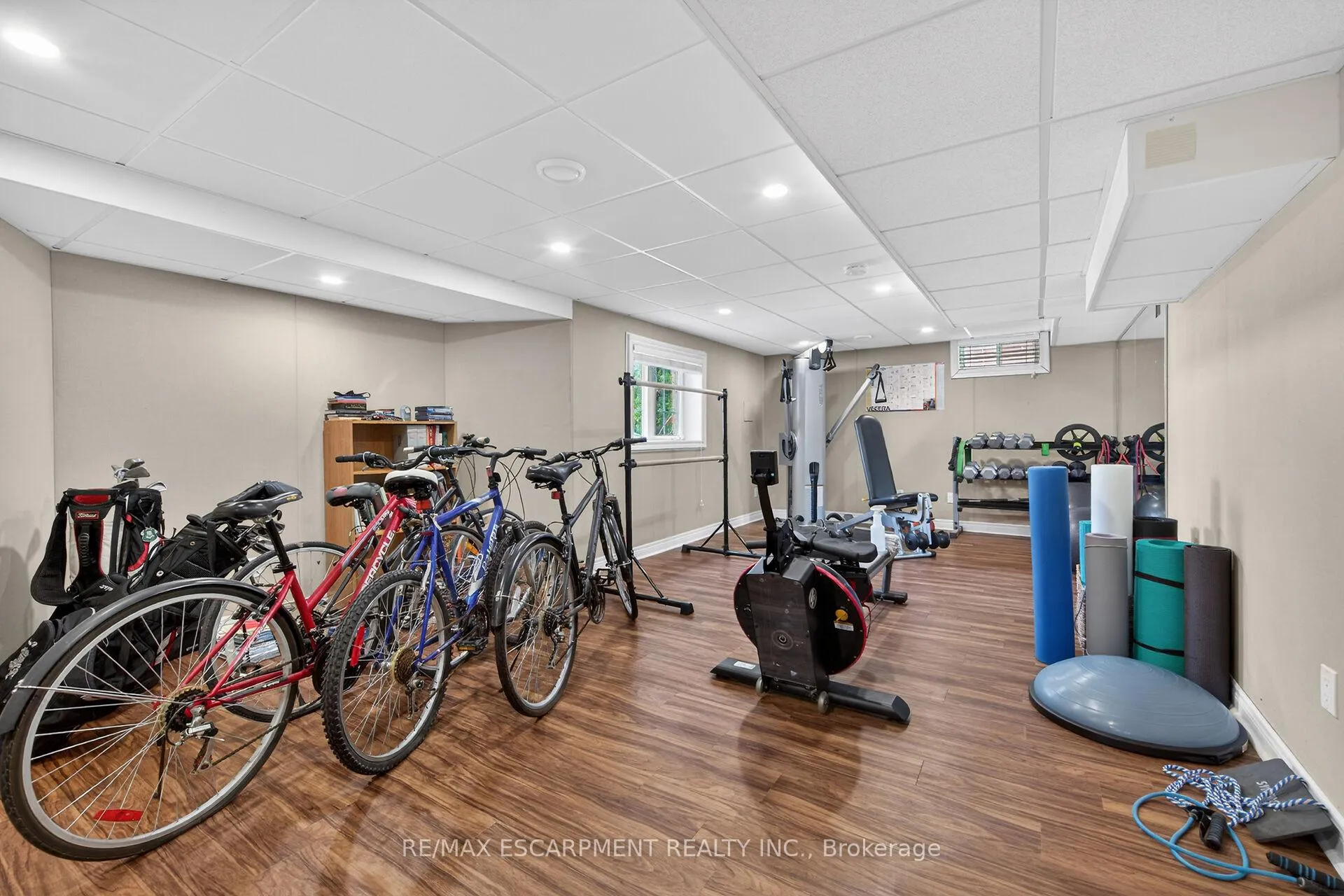 Photo 39 of 2431 Castlebrook Road, Oakville, Westmount — HOMEH
