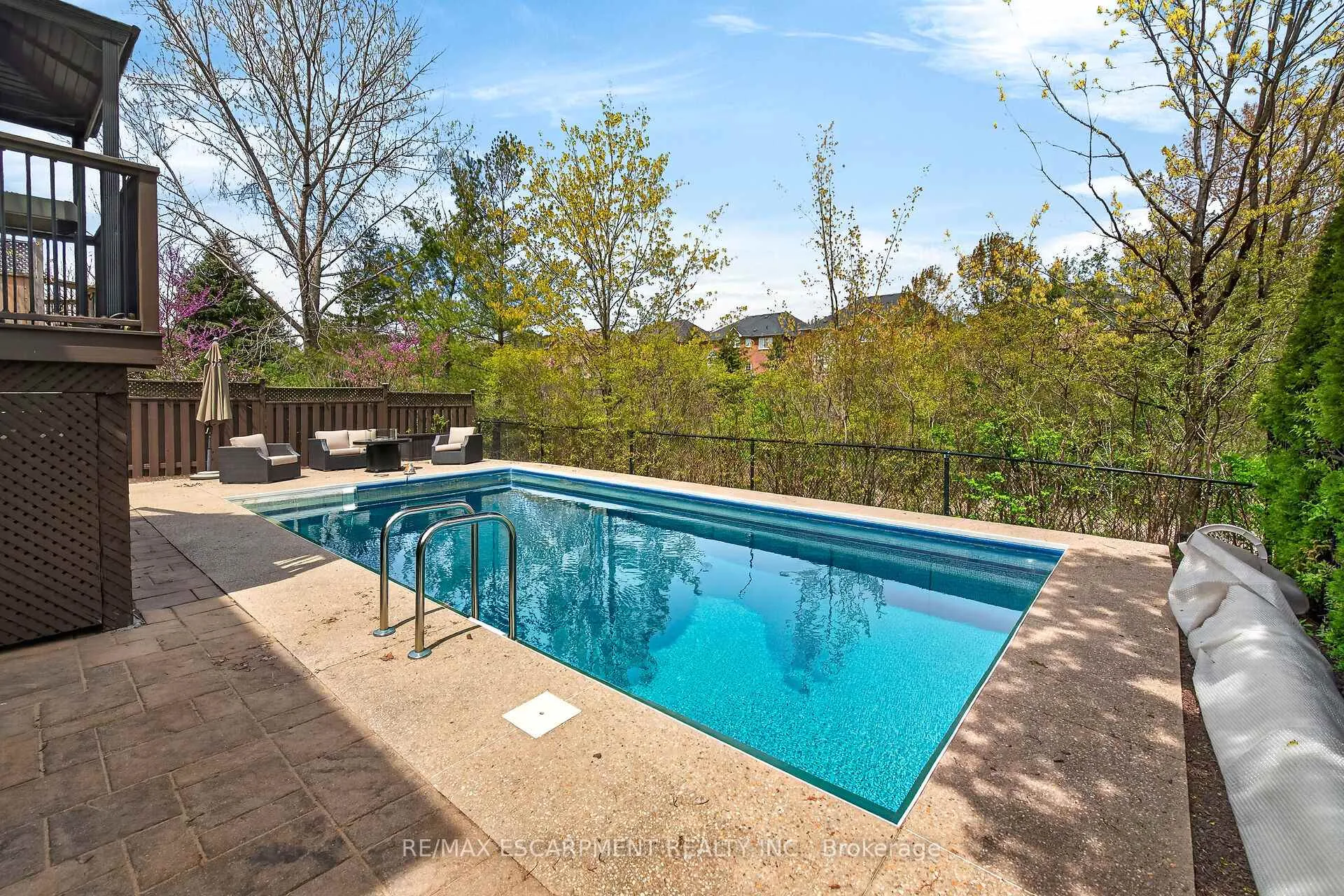 Photo 42 of 2431 Castlebrook Road, Oakville, Westmount — HOMEH
