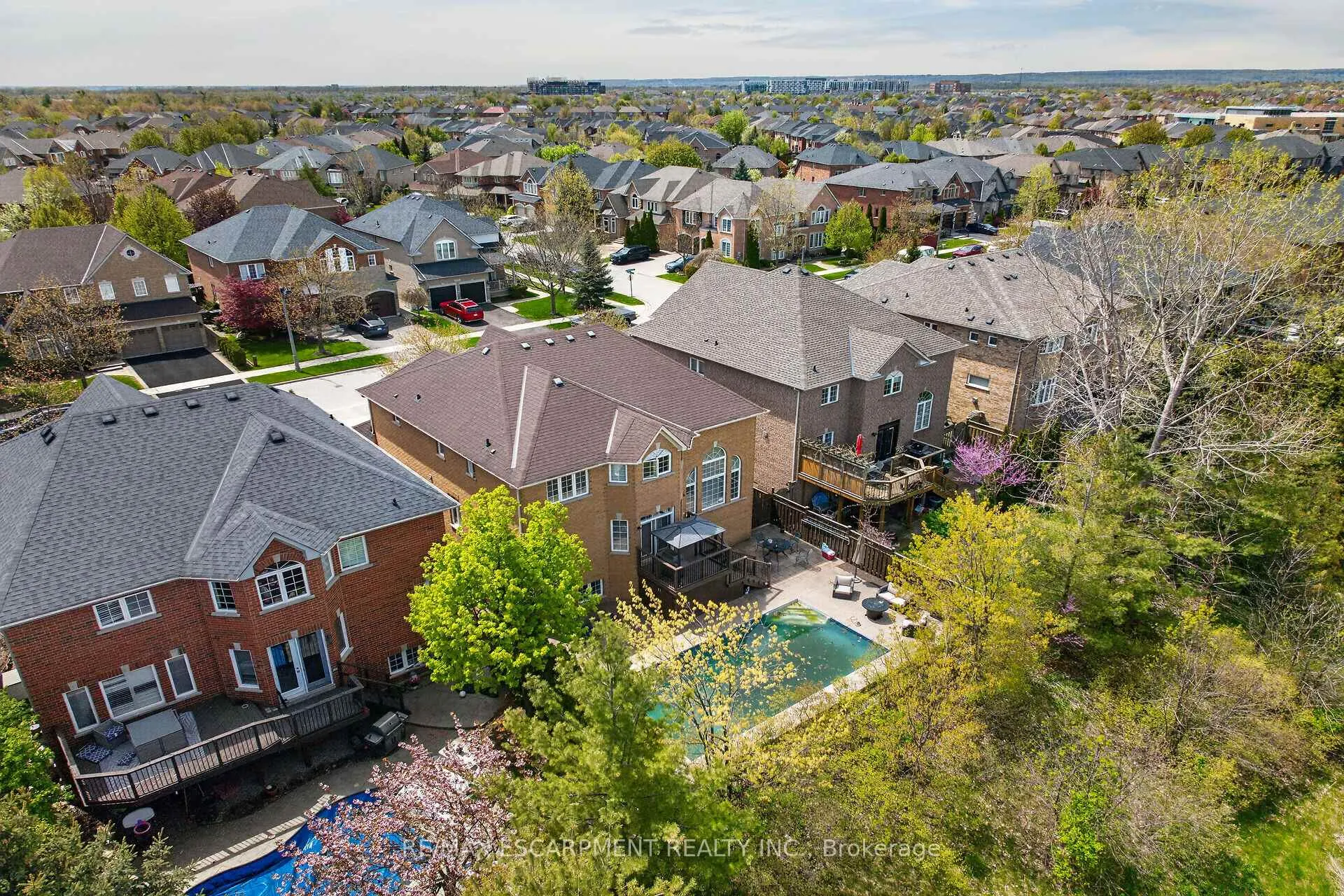 Photo 49 of 2431 Castlebrook Road, Oakville, Westmount — HOMEH