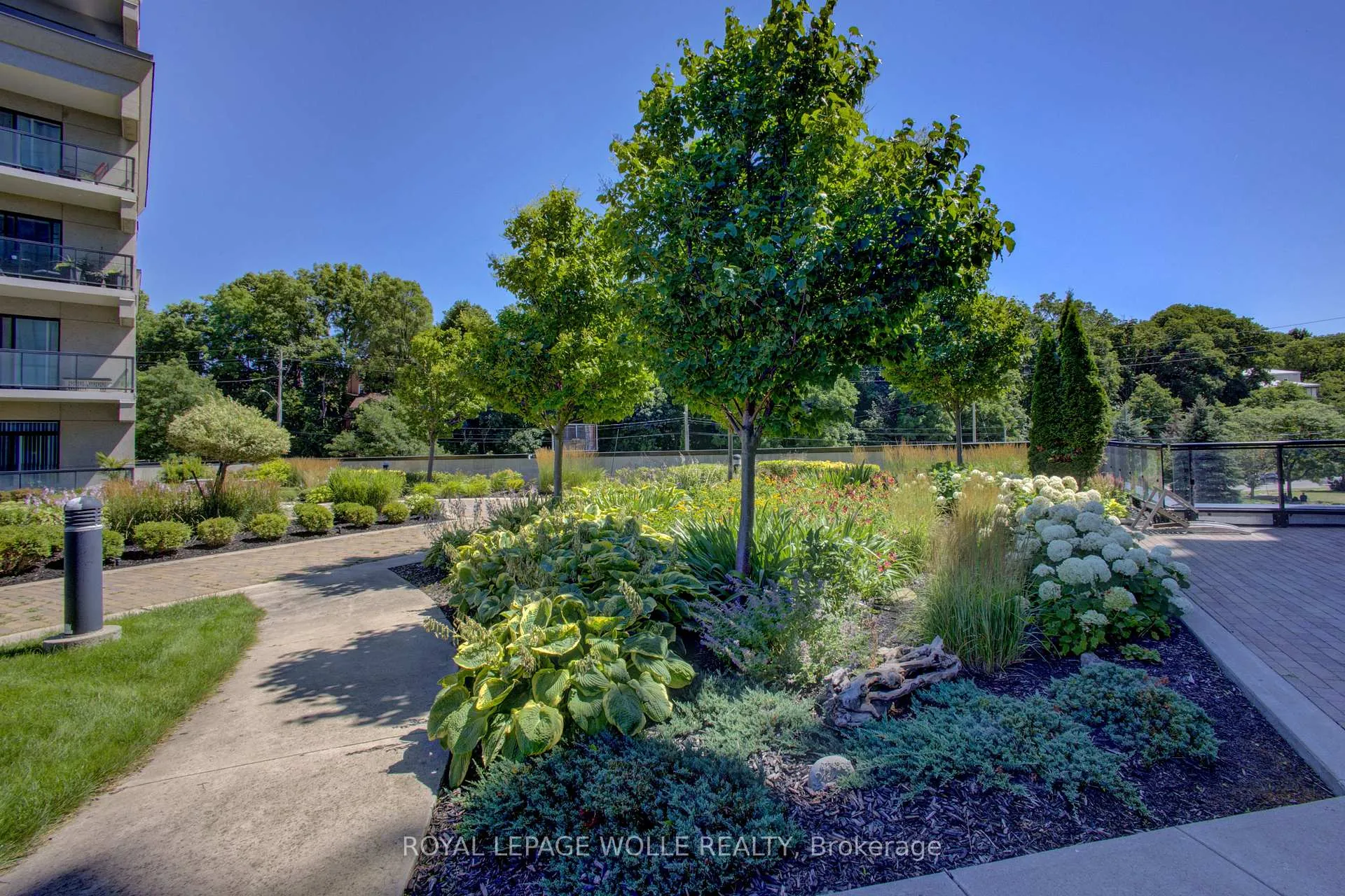 Photo 12 of Unit 1007, 150 Water Street N, Waterloo — HOMEH