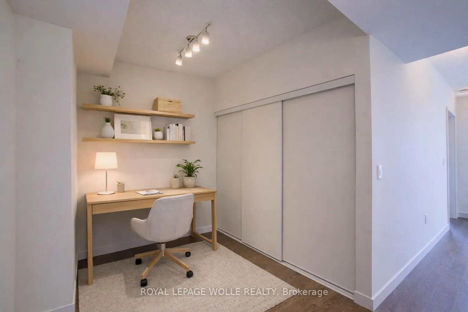 Photo 26 of Unit 1007, 150 Water Street N, Waterloo — HOMEH