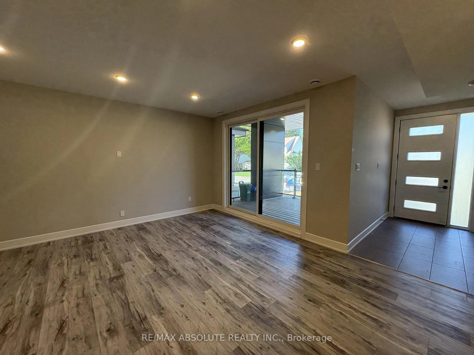 Photo 2 of 611 Parkview Road, Ottawa, Westboro/Hampton Park — HOMEH
