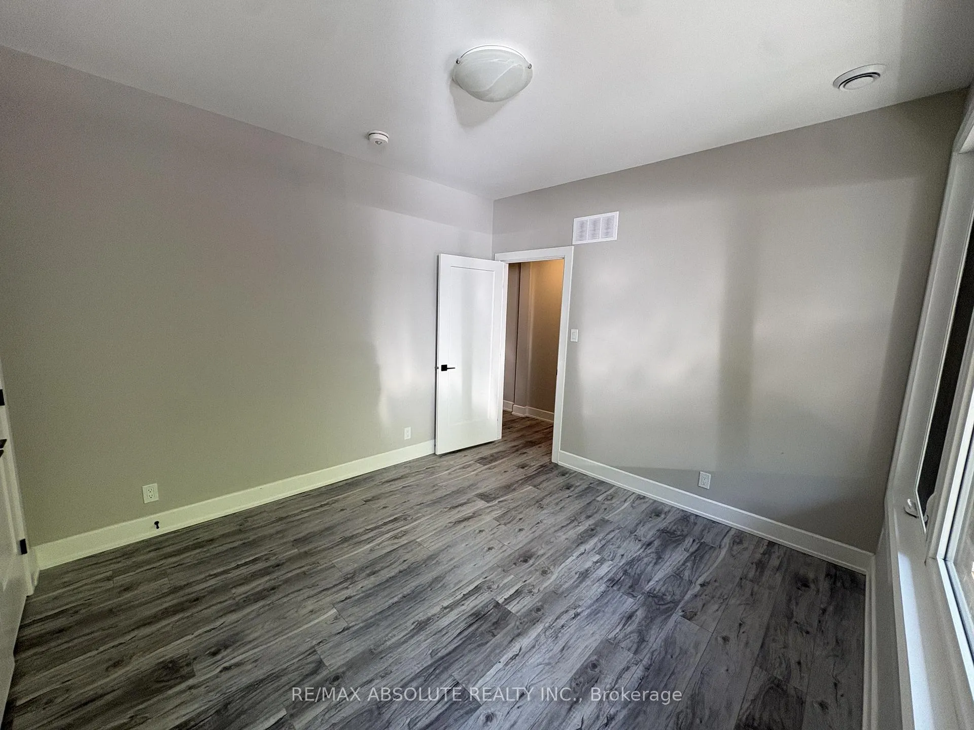 Photo 10 of 611 Parkview Road, Ottawa, Westboro/Hampton Park — HOMEH