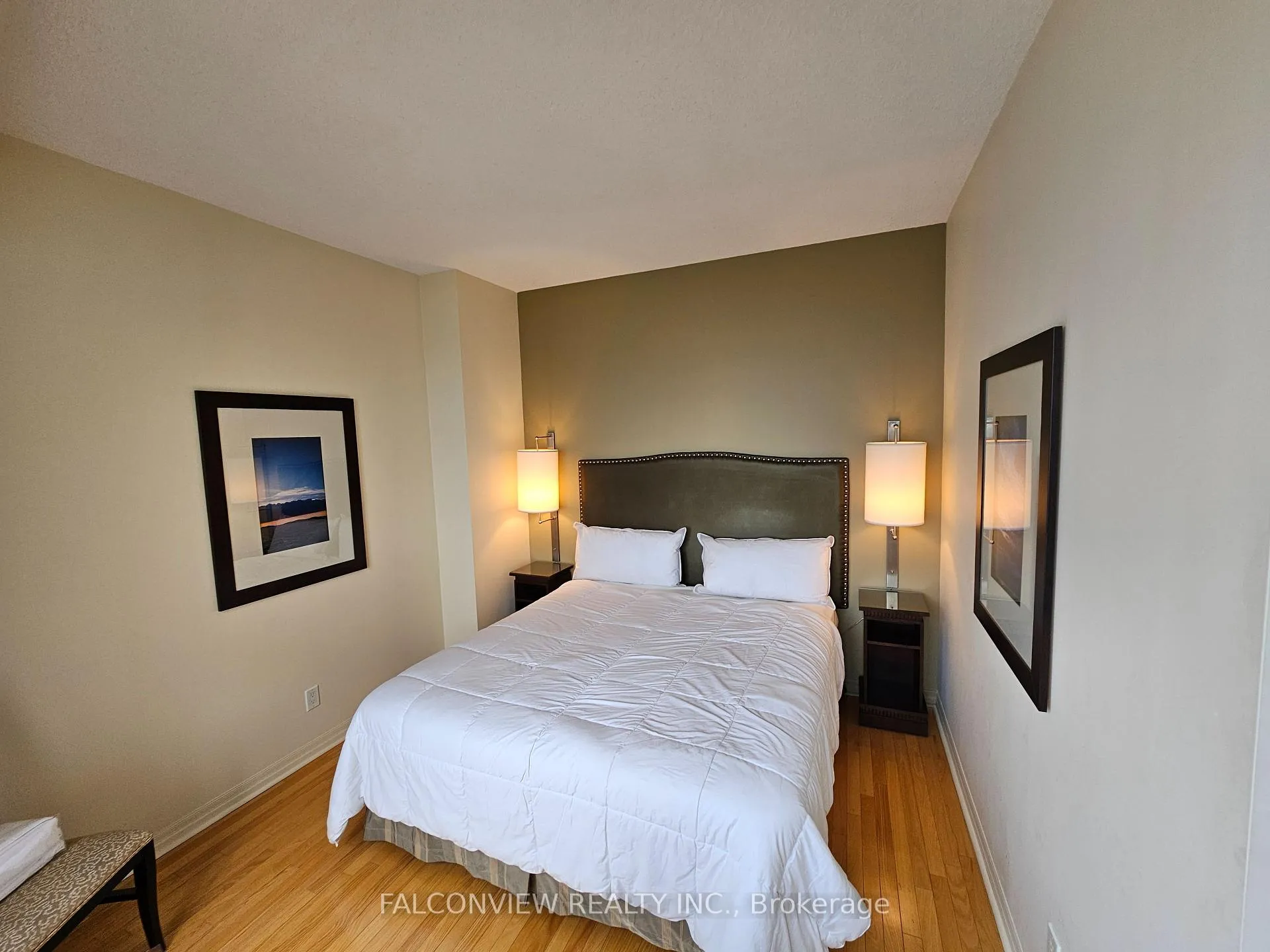 Photo 9 of Unit 4606, 1 King Street W, Toronto, Bay Street Corridor — HOMEH