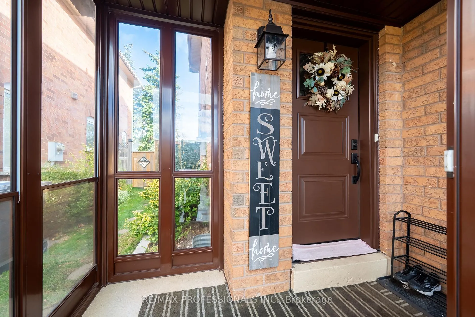 Photo 3 of 99 Desert Sand Drive, Brampton, Sandringham-Wellington — HOMEH