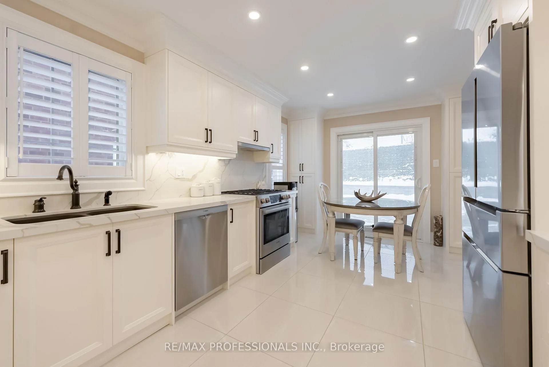Photo 7 of 99 Desert Sand Drive, Brampton, Sandringham-Wellington — HOMEH
