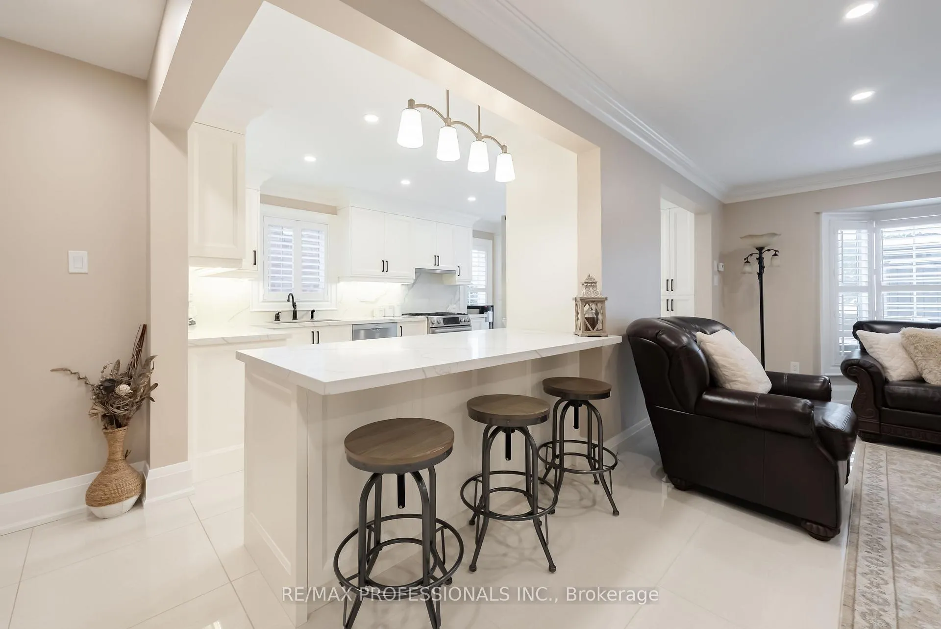 Photo 15 of 99 Desert Sand Drive, Brampton, Sandringham-Wellington — HOMEH