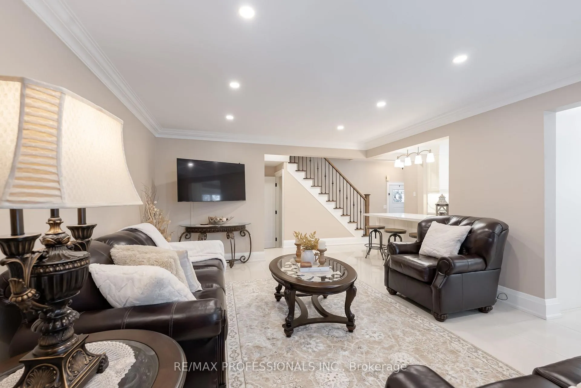 Photo 18 of 99 Desert Sand Drive, Brampton, Sandringham-Wellington — HOMEH