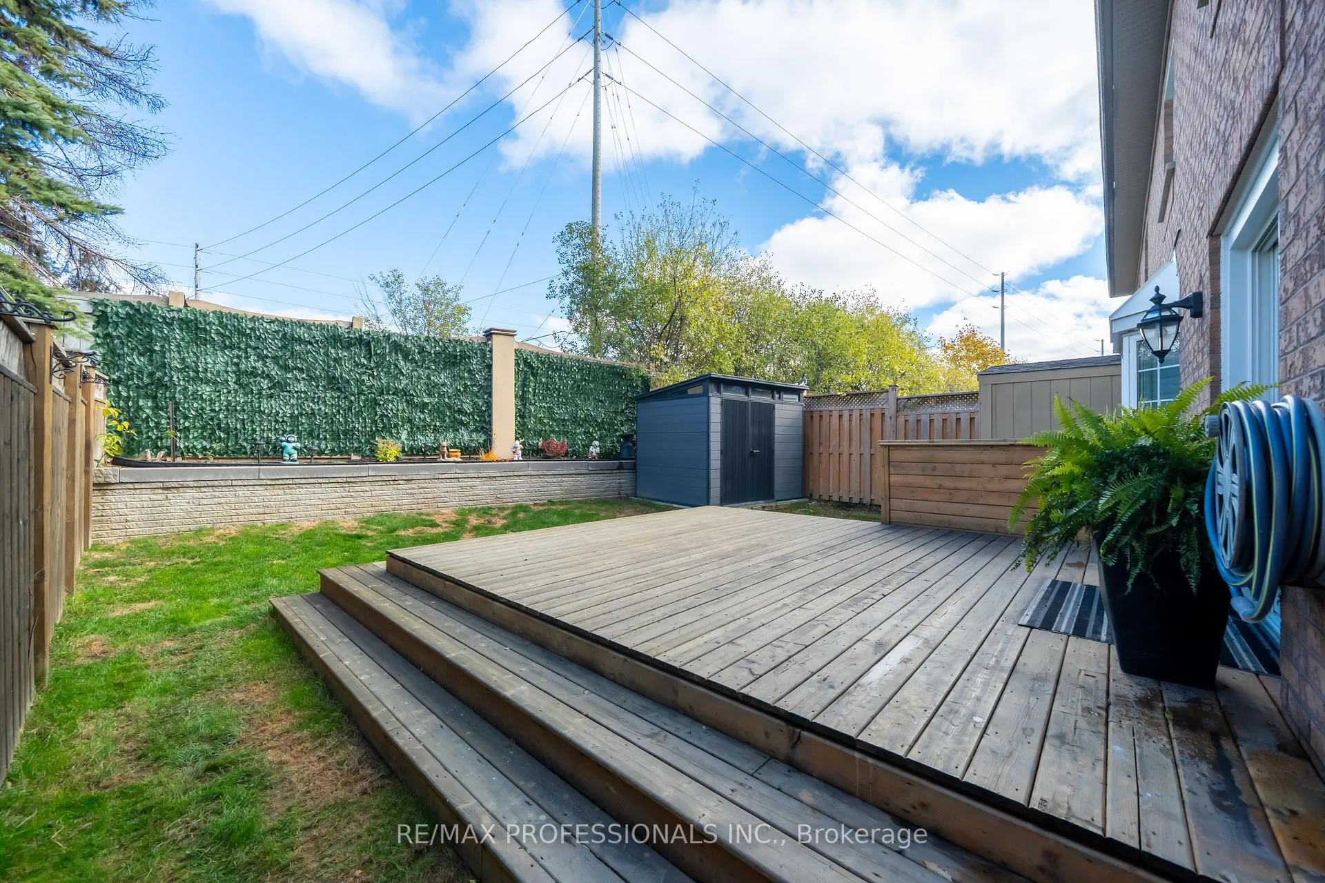 Photo 36 of 99 Desert Sand Drive, Brampton, Sandringham-Wellington — HOMEH