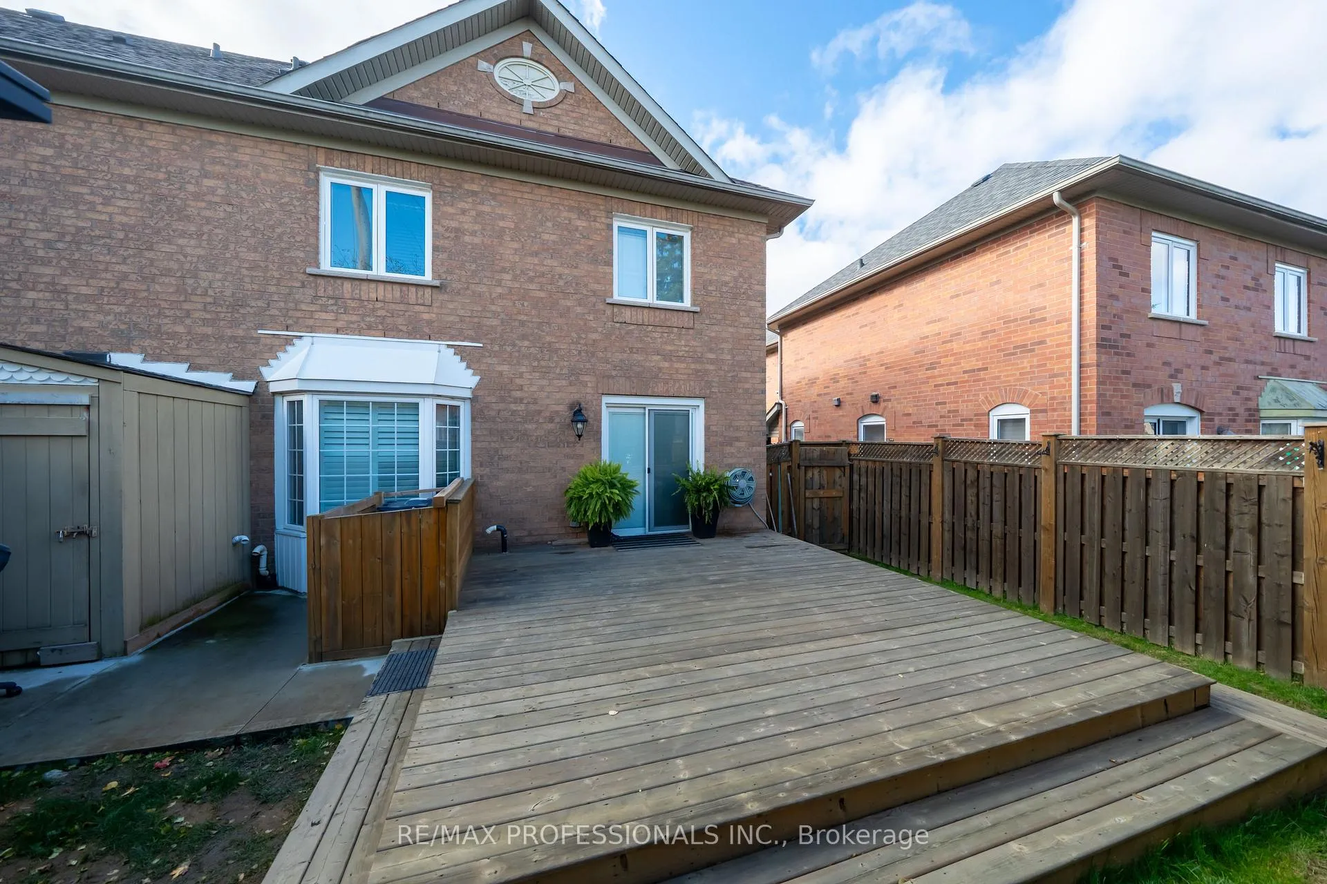 Photo 38 of 99 Desert Sand Drive, Brampton, Sandringham-Wellington — HOMEH