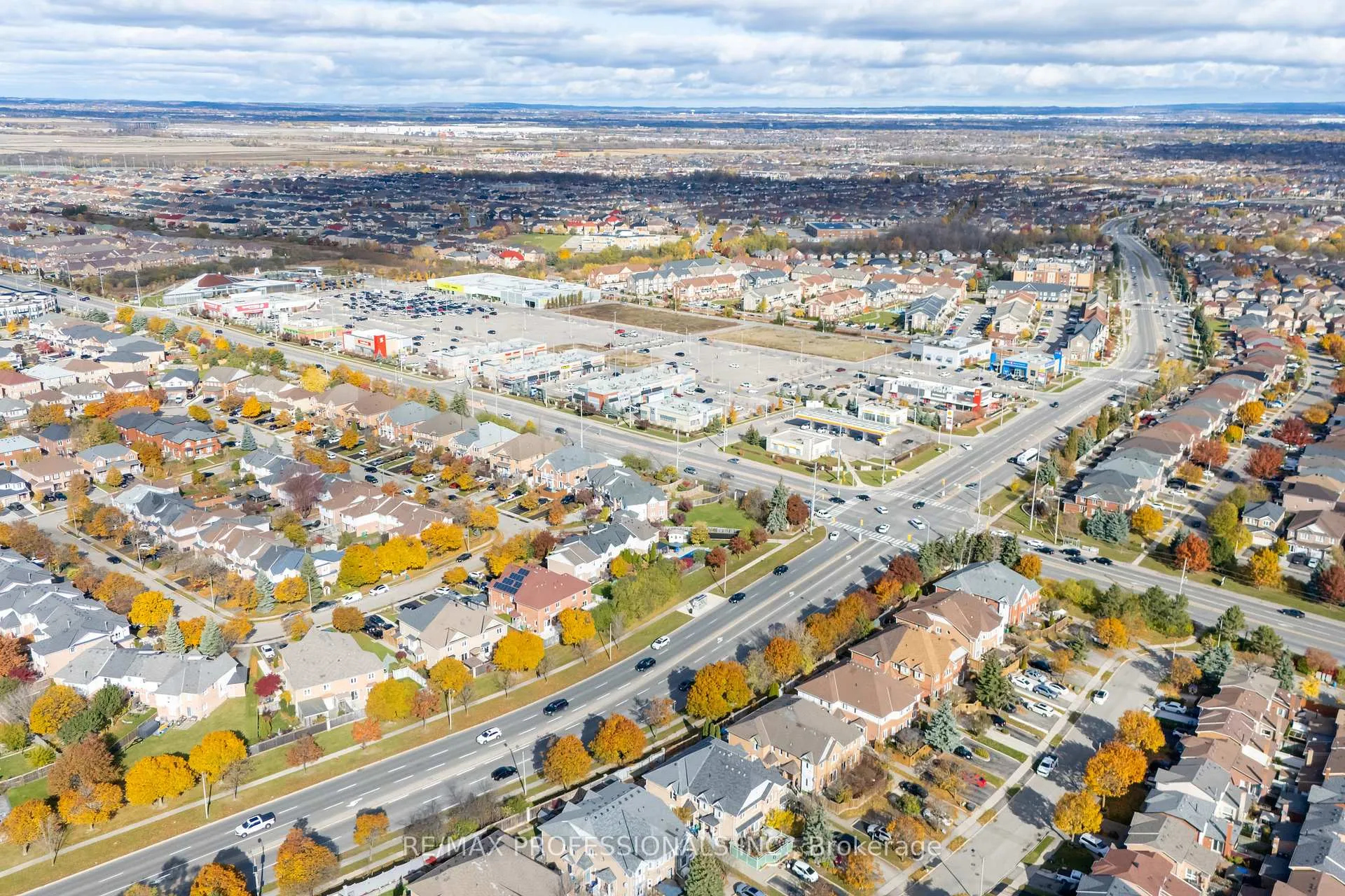 Photo 45 of 99 Desert Sand Drive, Brampton, Sandringham-Wellington — HOMEH