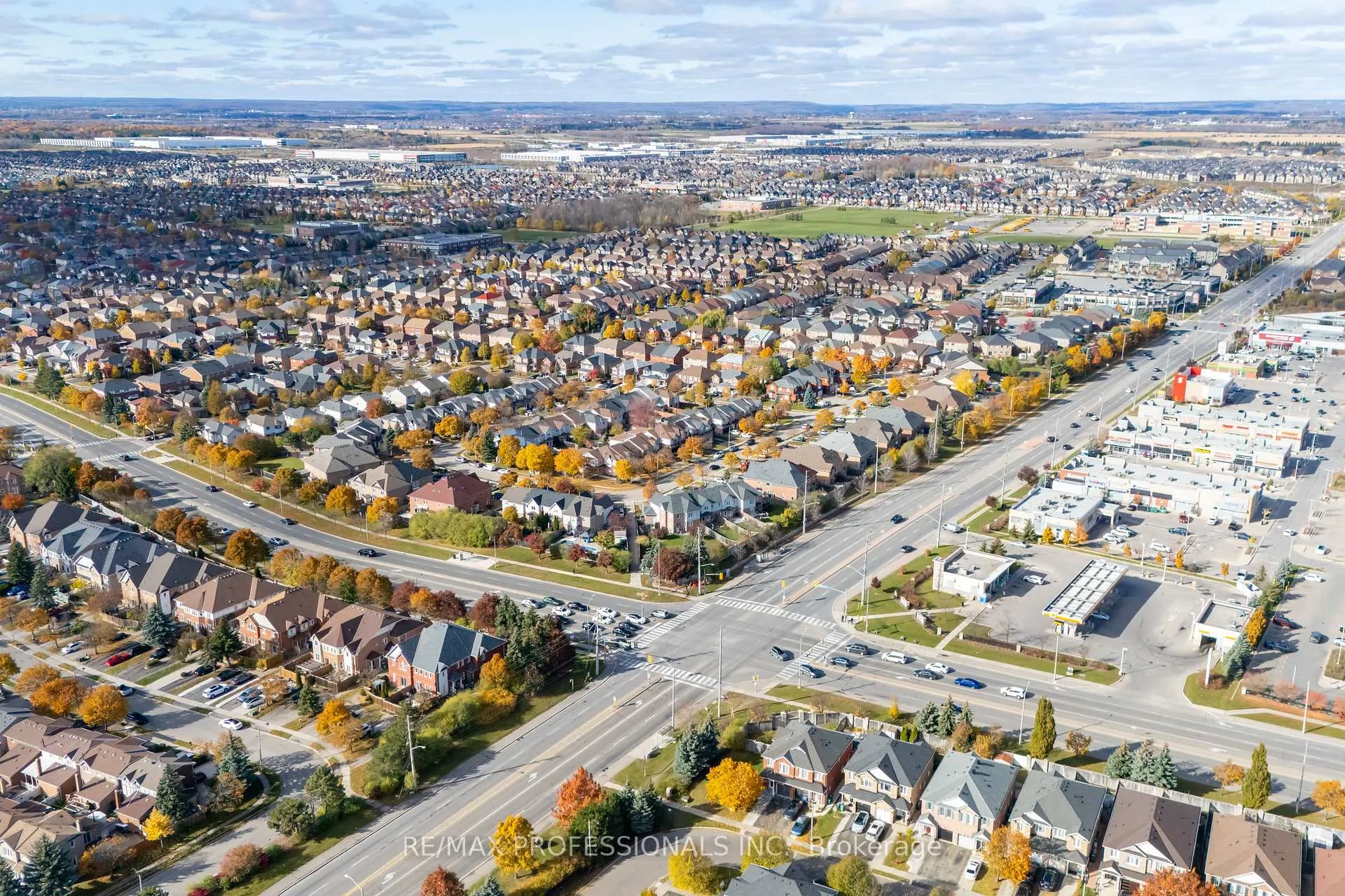 Photo 46 of 99 Desert Sand Drive, Brampton, Sandringham-Wellington — HOMEH