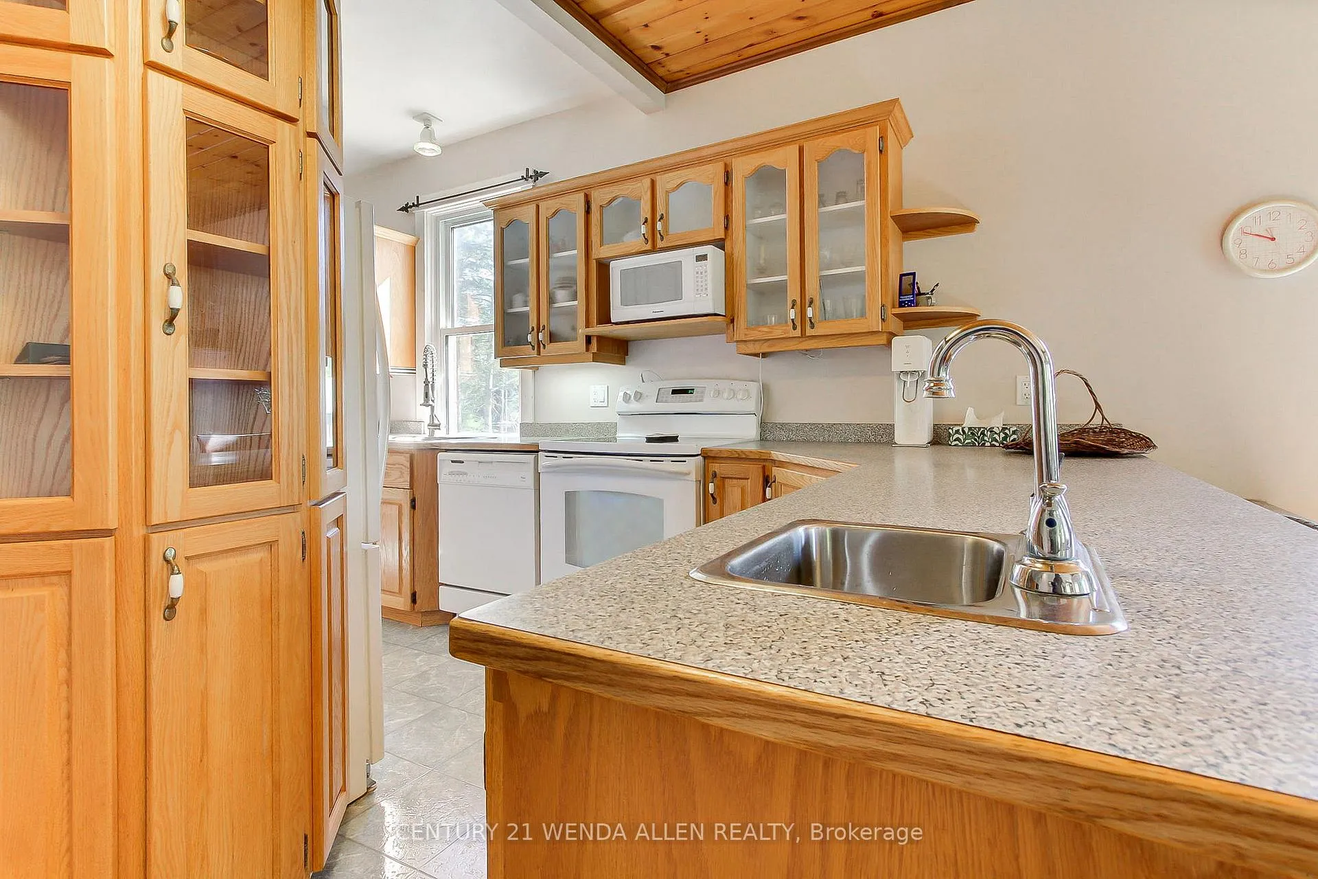 Photo 11 of 2090 Concession 9 Road, Pickering, Rural Pickering — HOMEH