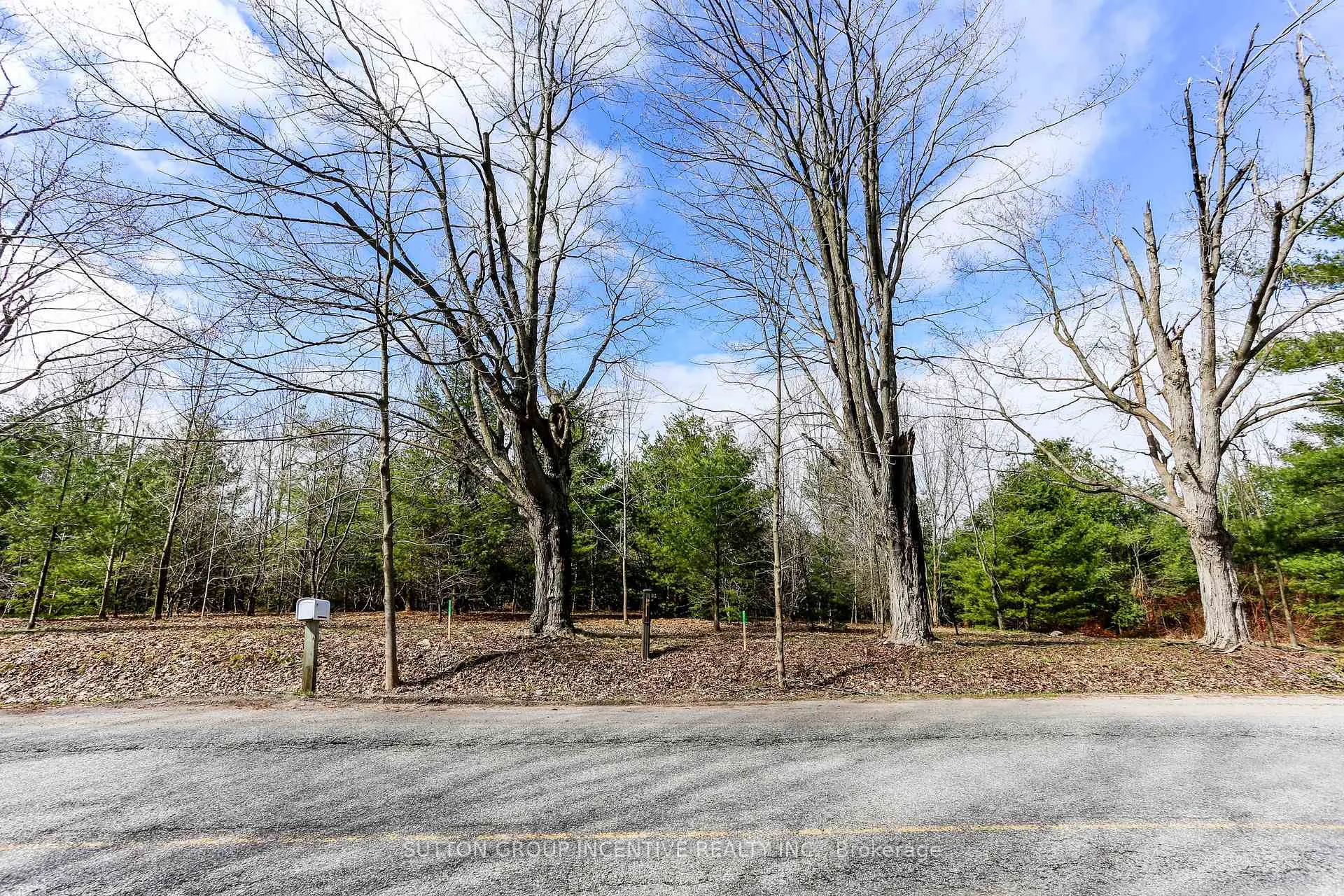 Photo 12 of Unit Part 4, 2774 Old Second Road, Springwater, Midhurst — HOMEH
