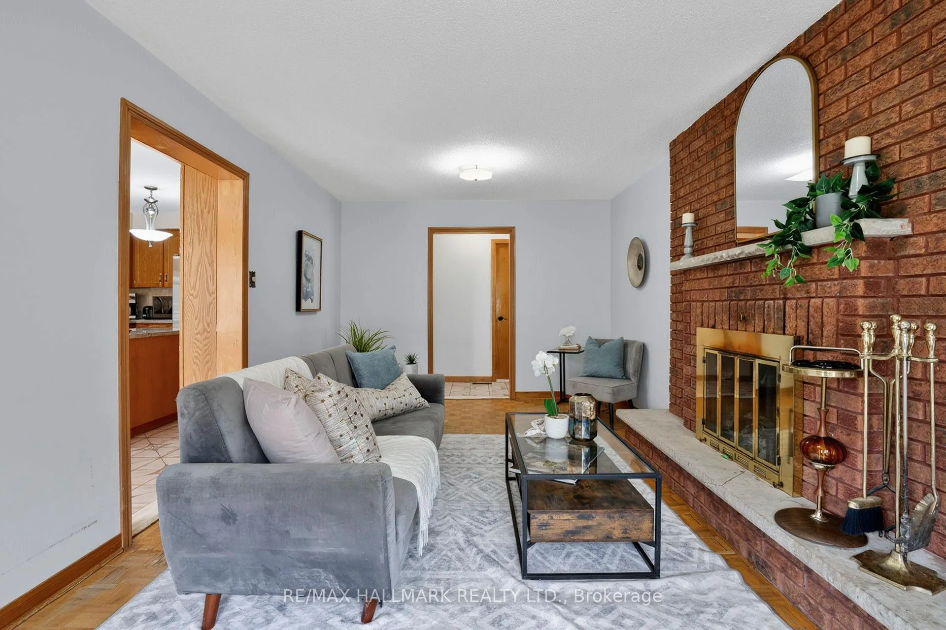 Photo 12 of 11 Greenvale Terrace, Scarborough, West Hill — HOMEH
