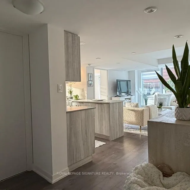 Photo 2 of Unit 519, 1401 O'Connor Drive, Toronto, O'Connor-Parkview — HOMEH