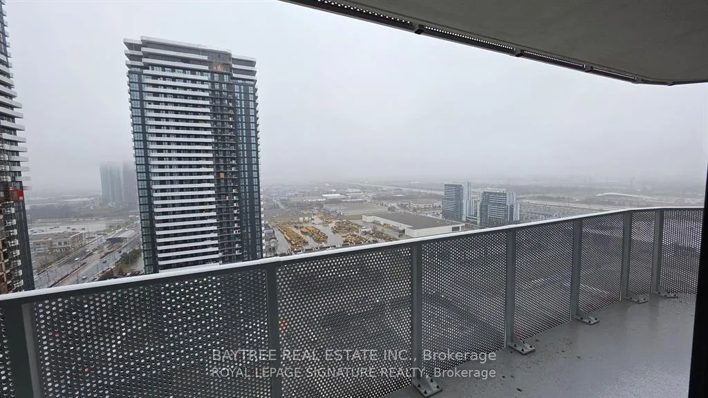 Photo 14 of Unit 3302, 195 Commerce Street, Vaughan, Vaughan Corporate Centre — HOMEH