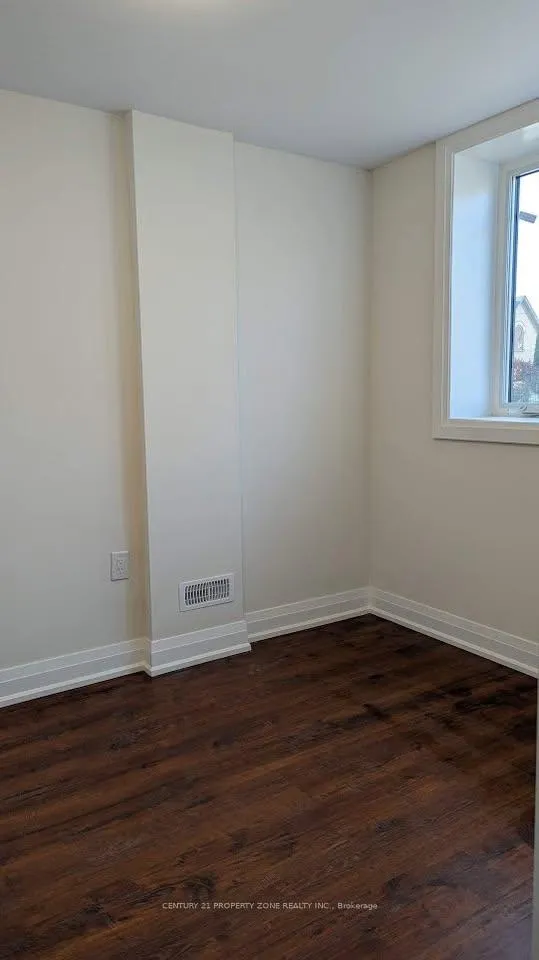 Photo 11 of Unit 6, 183 Victoria Street N, Kitchener — HOMEH