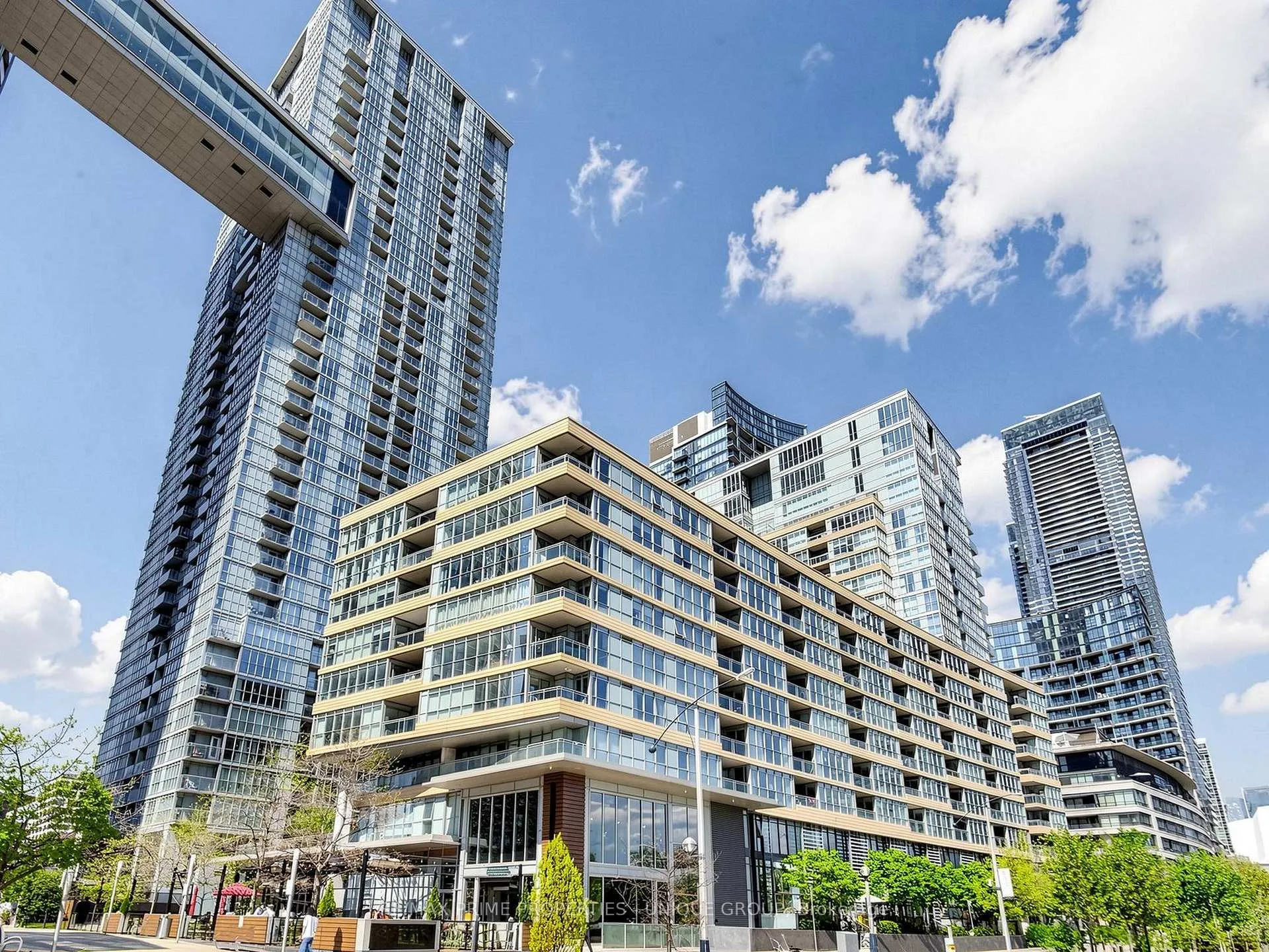 Photo 2 of Unit 529, 10 Capreol Court, Toronto, Waterfront Communities — HOMEH