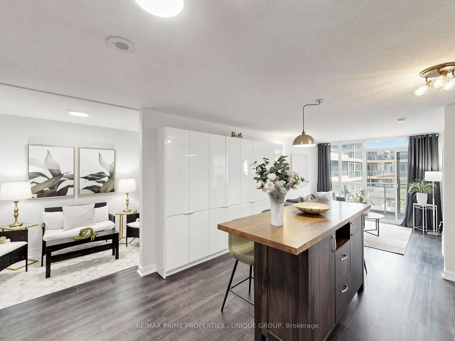 Photo 10 of Unit 529, 10 Capreol Court, Toronto, Waterfront Communities — HOMEH