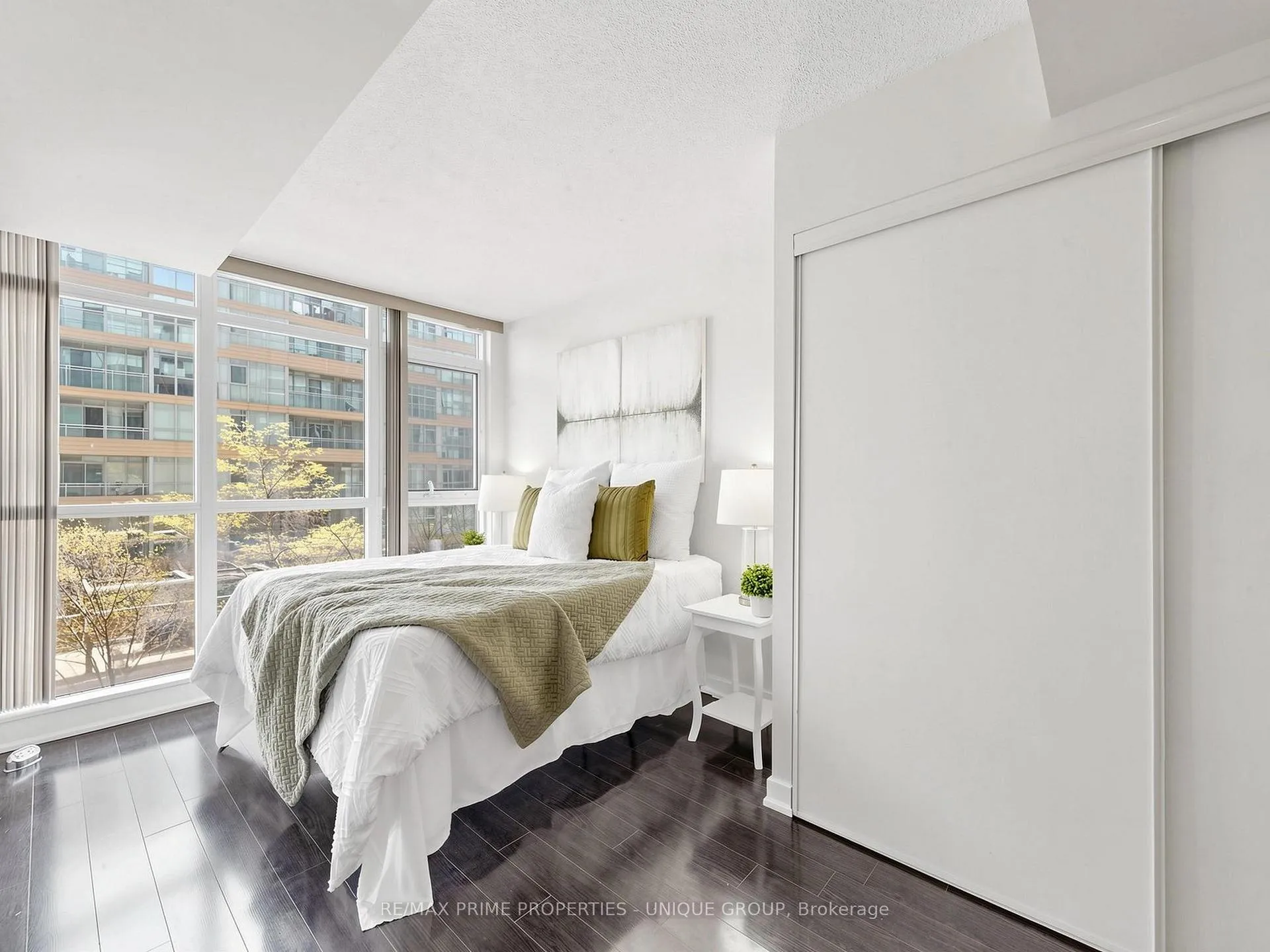 Photo 16 of Unit 529, 10 Capreol Court, Toronto, Waterfront Communities — HOMEH