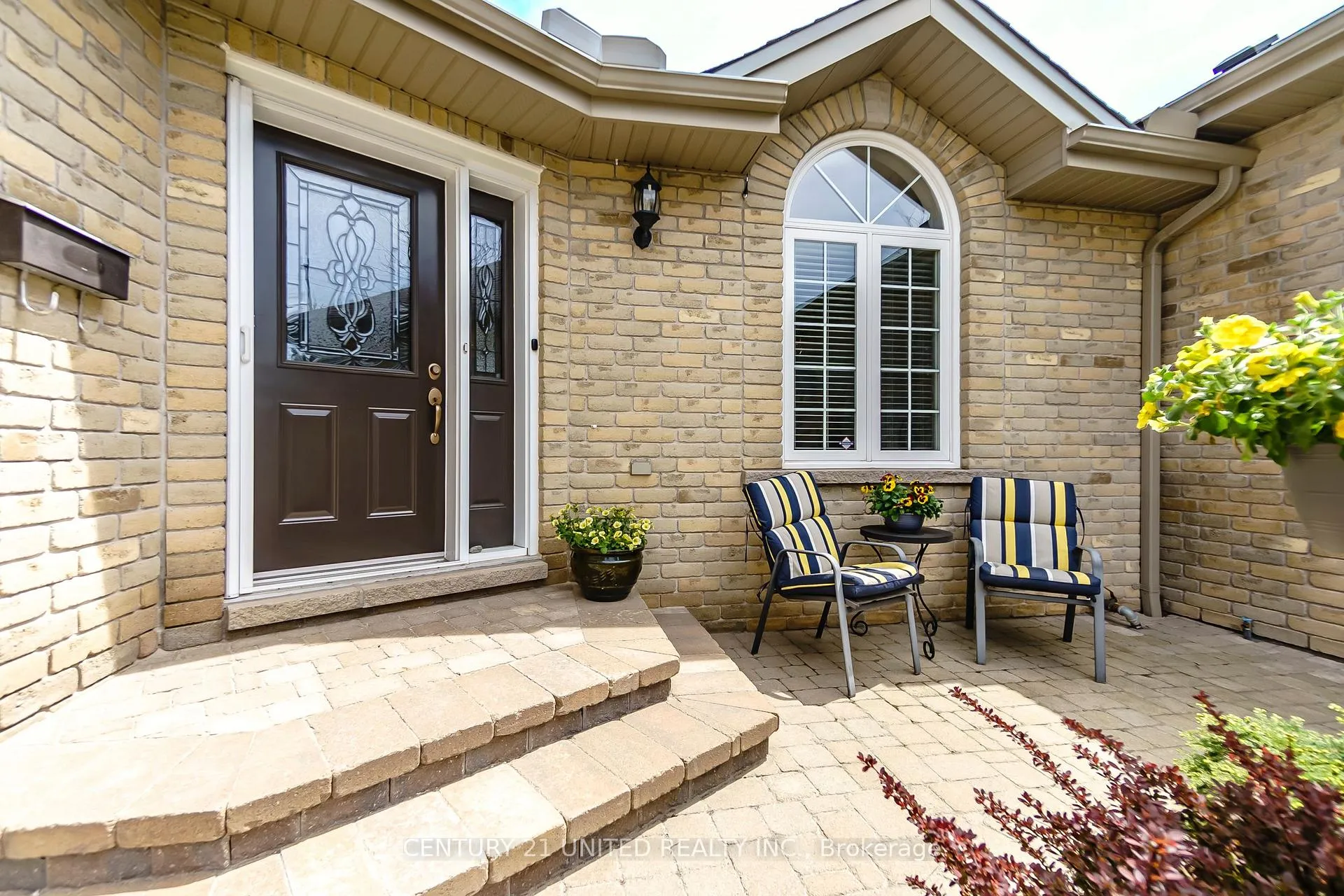 Photo 2 of Unit 16, 227 Carnegie Avenue, Peterborough, Northcrest Ward 5 — HOMEH
