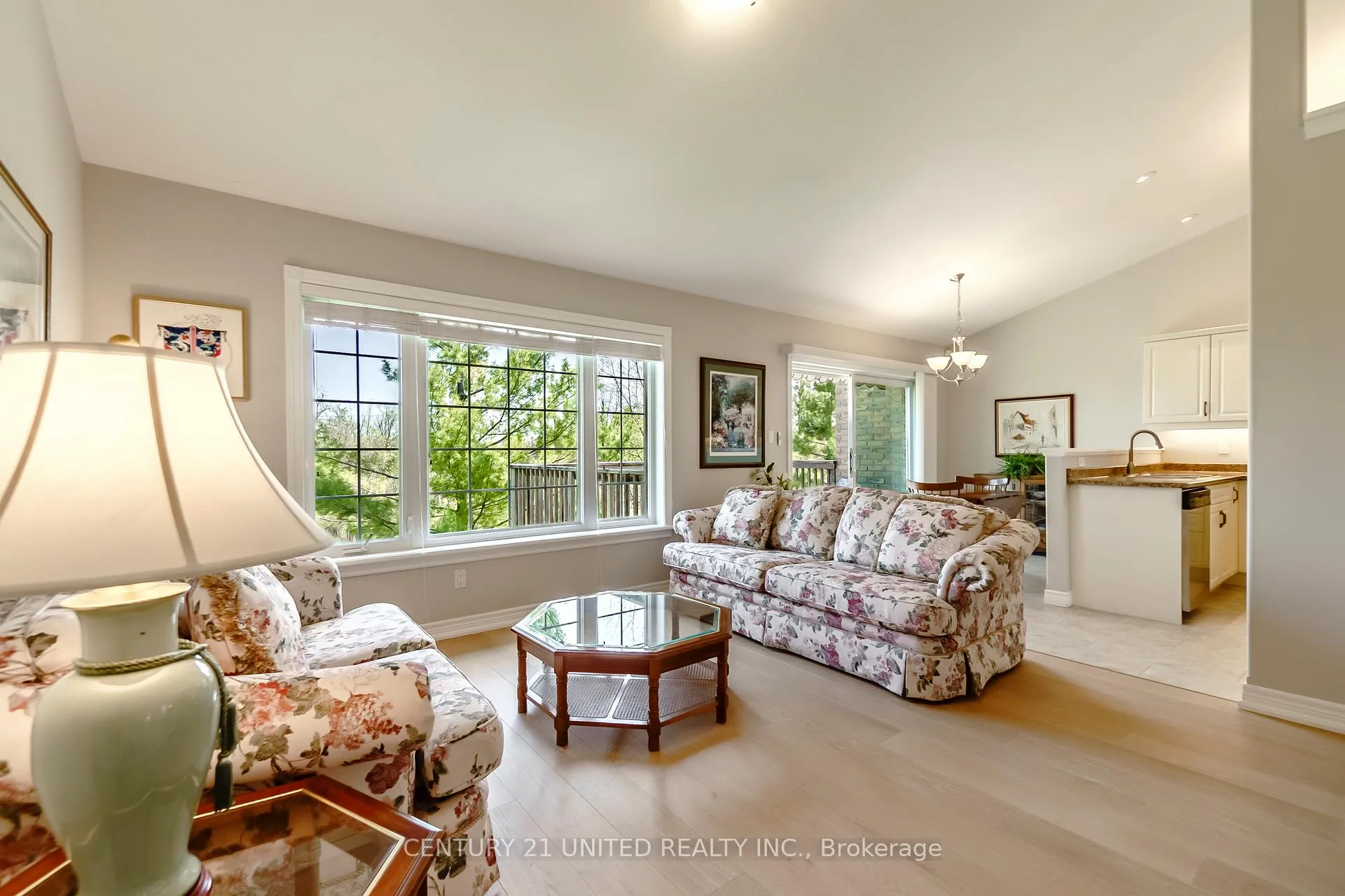Photo 7 of Unit 16, 227 Carnegie Avenue, Peterborough, Northcrest Ward 5 — HOMEH