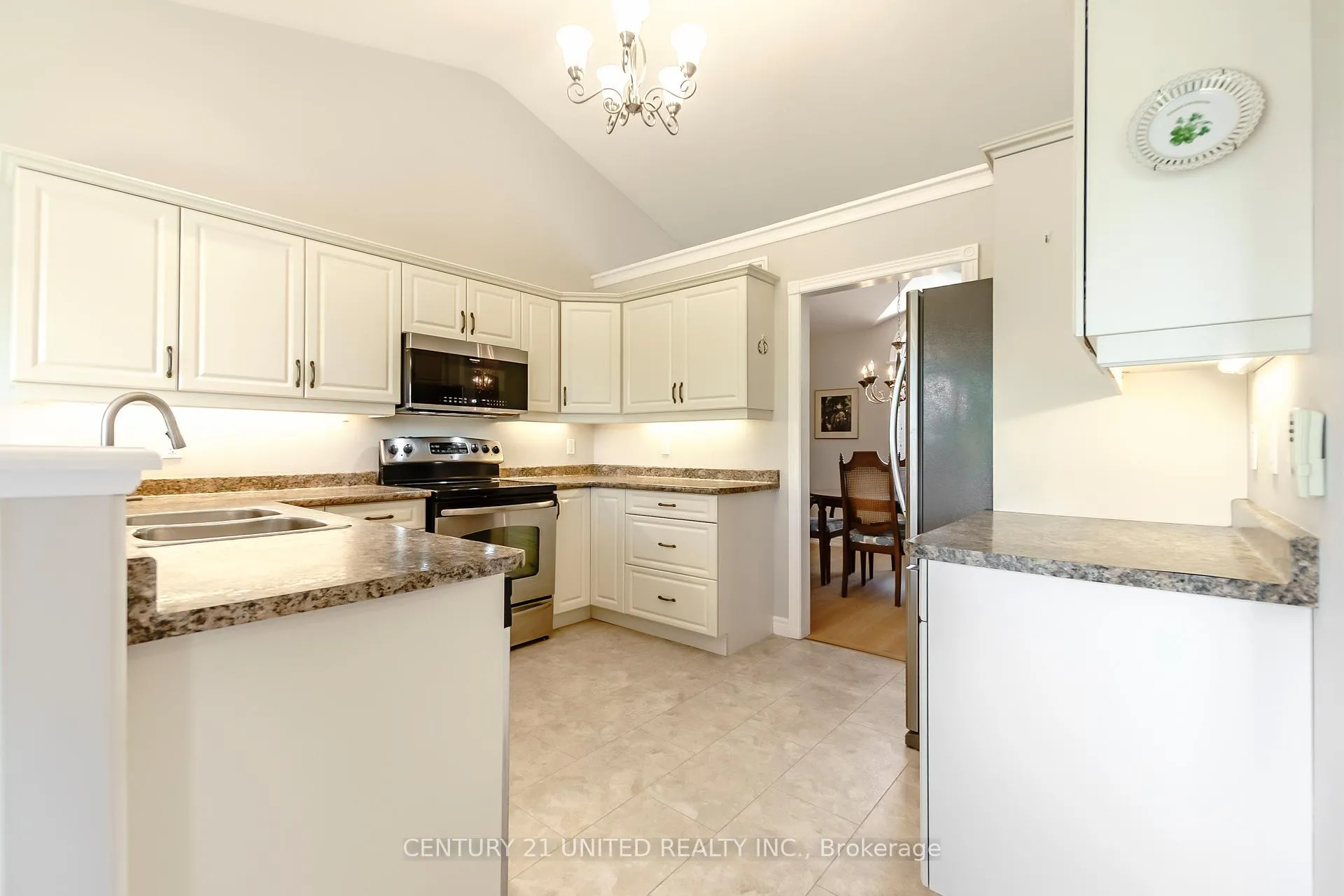 Photo 10 of Unit 16, 227 Carnegie Avenue, Peterborough, Northcrest Ward 5 — HOMEH