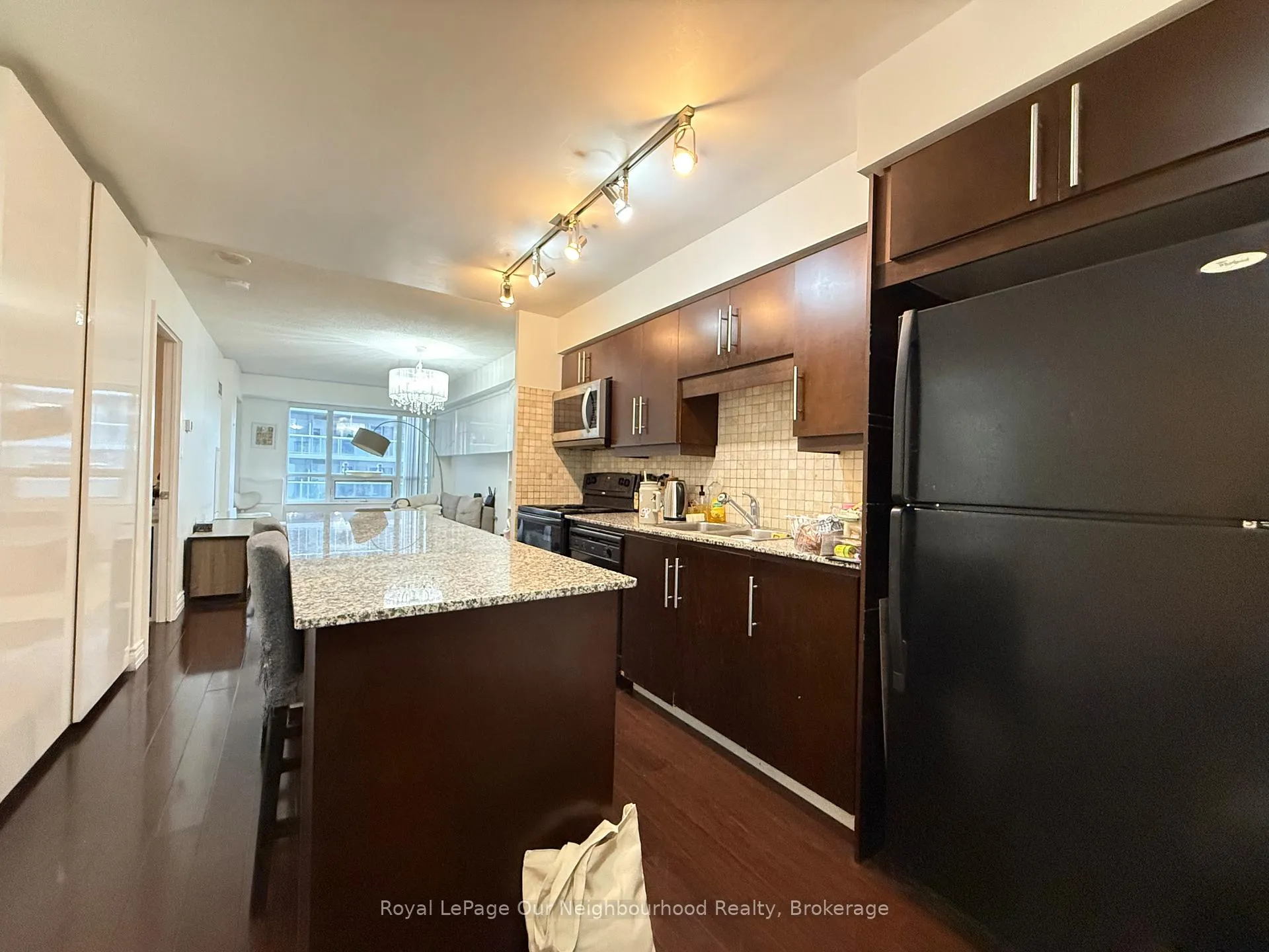 Photo 3 of Unit 603, 20 Blue Jays Way, Toronto, Waterfront Communities — HOMEH