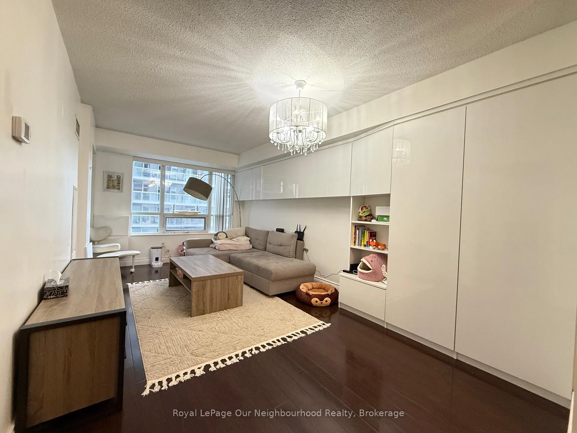 Photo 5 of Unit 603, 20 Blue Jays Way, Toronto, Waterfront Communities — HOMEH