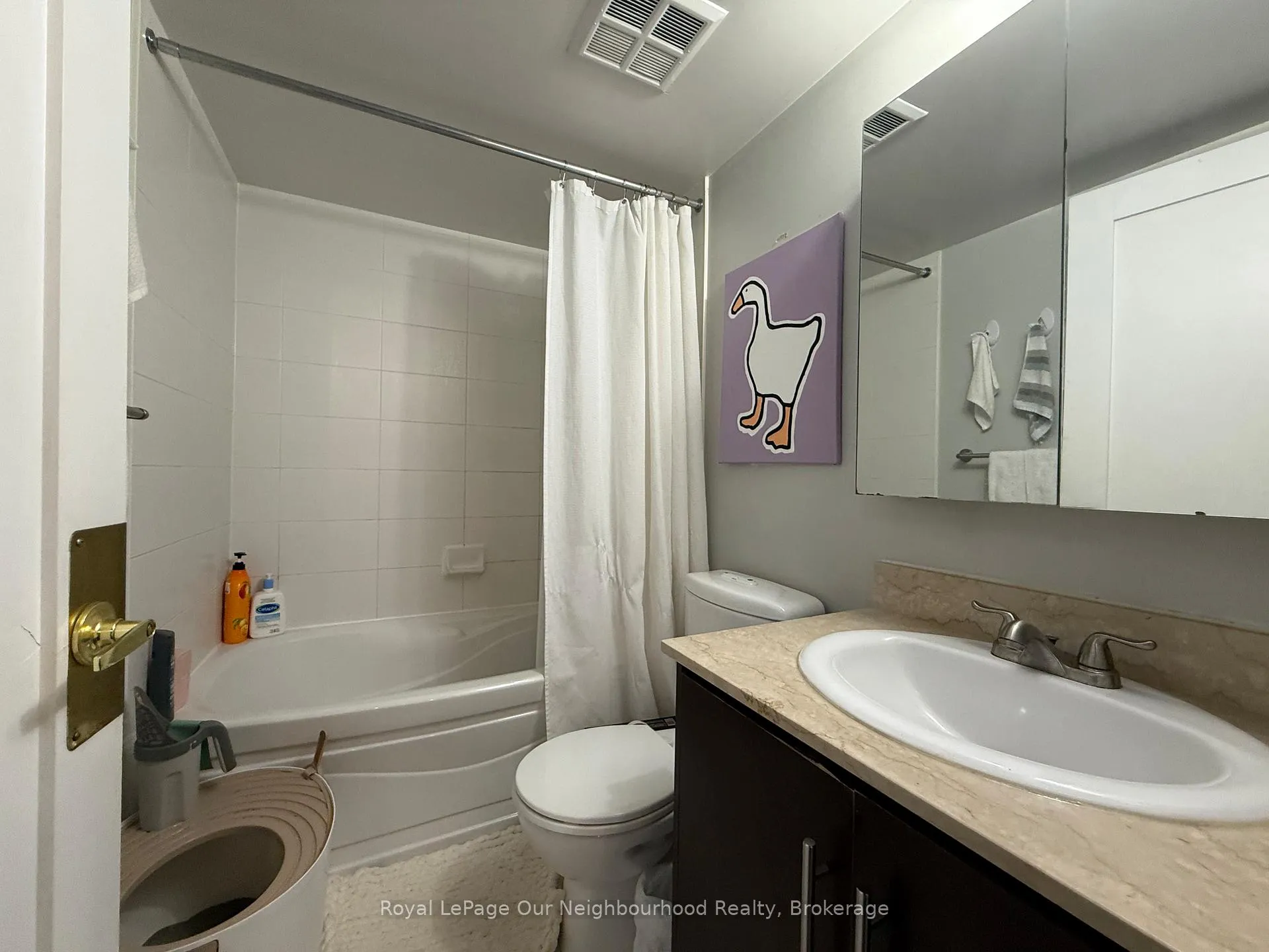 Photo 17 of Unit 603, 20 Blue Jays Way, Toronto, Waterfront Communities — HOMEH