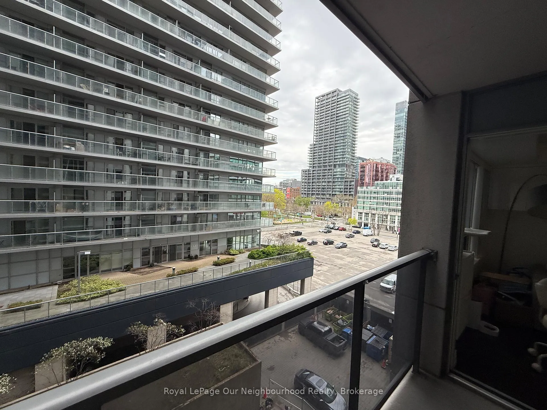 Photo 19 of Unit 603, 20 Blue Jays Way, Toronto, Waterfront Communities — HOMEH