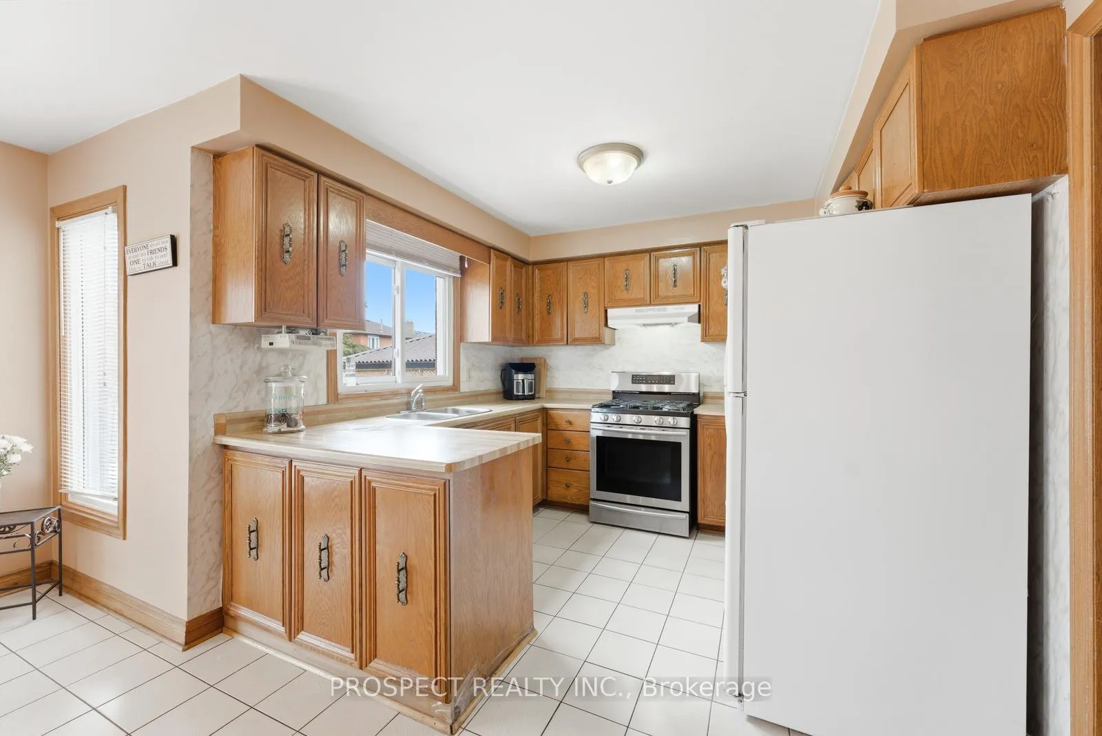 Photo 18 of 8435 Martin Grove Road, Vaughan, West Woodbridge — HOMEH