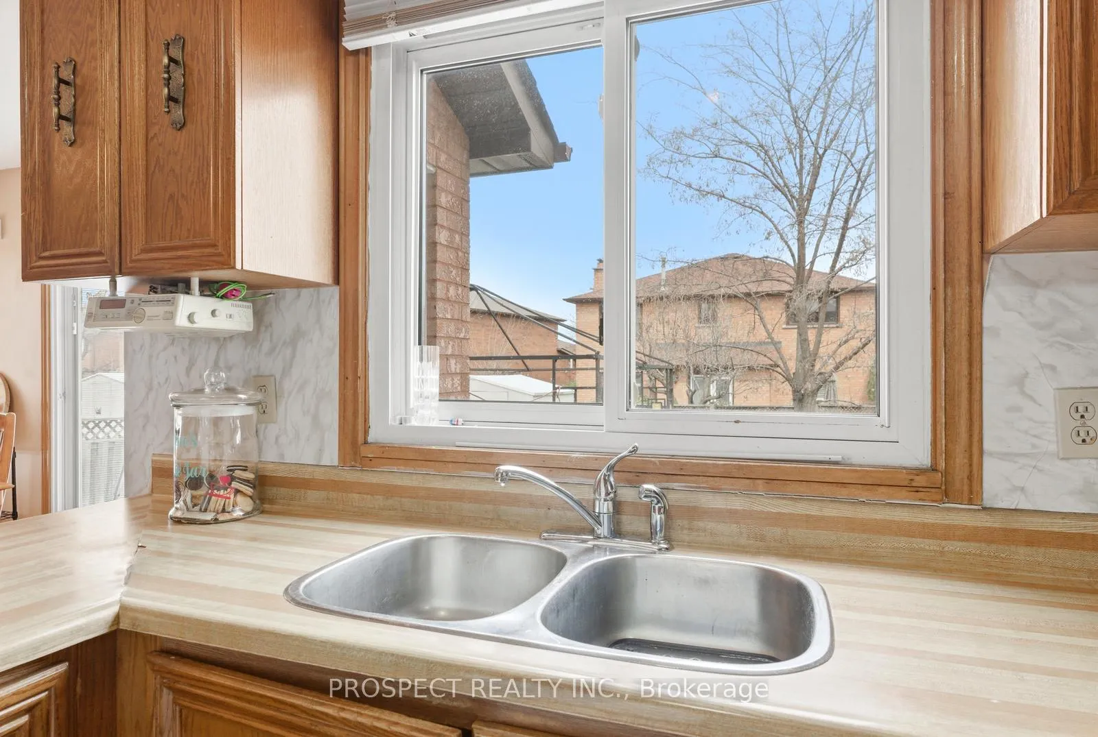 Photo 21 of 8435 Martin Grove Road, Vaughan, West Woodbridge — HOMEH
