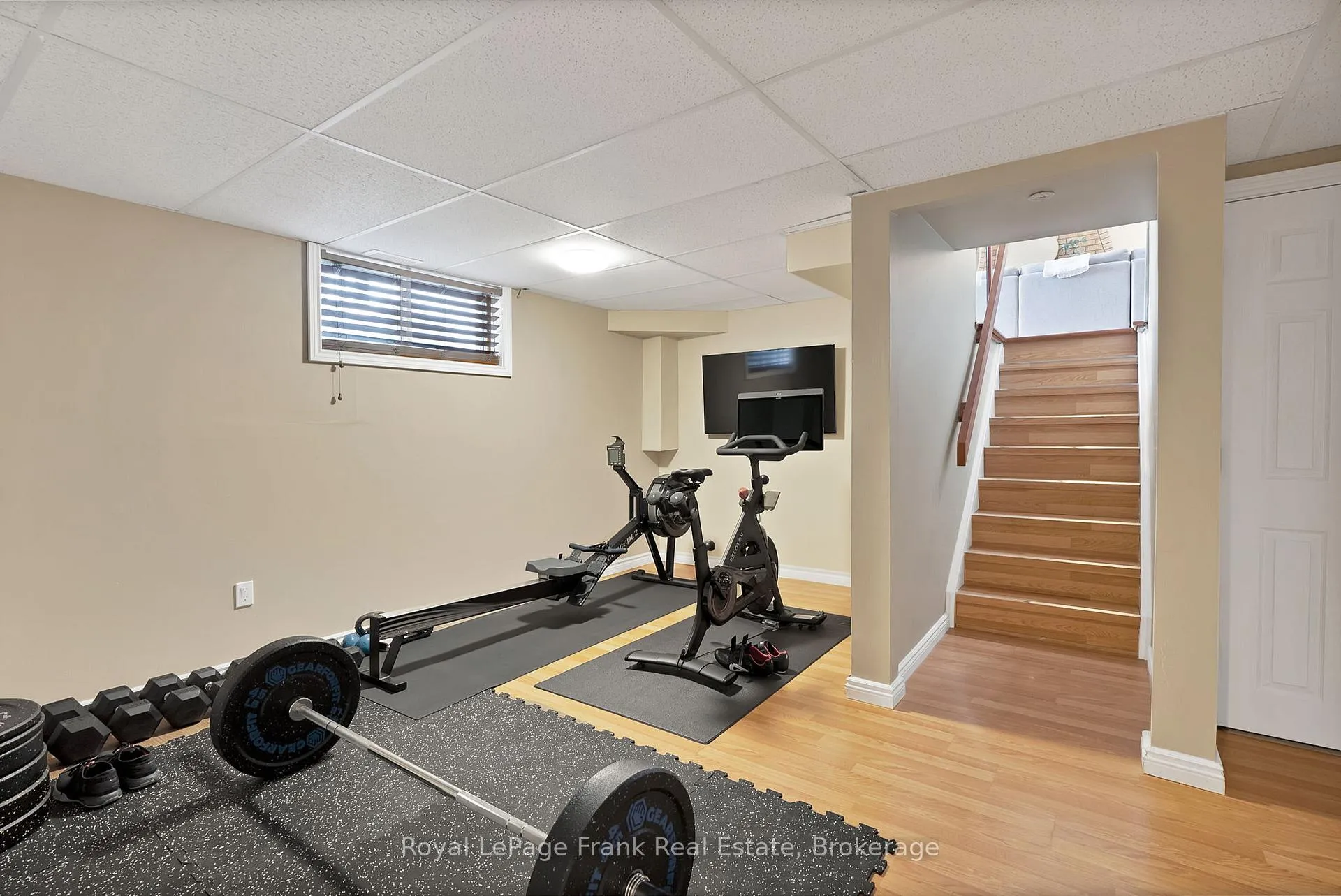 Photo 37 of 8 Gamron Avenue, Uxbridge, Rural Uxbridge — HOMEH