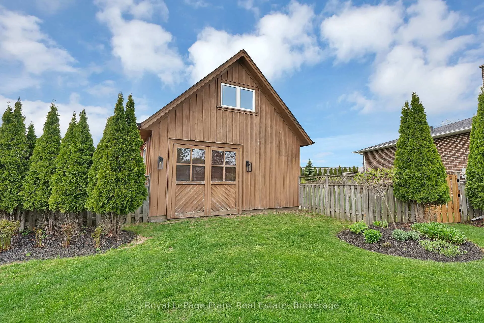 Photo 40 of 8 Gamron Avenue, Uxbridge, Rural Uxbridge — HOMEH