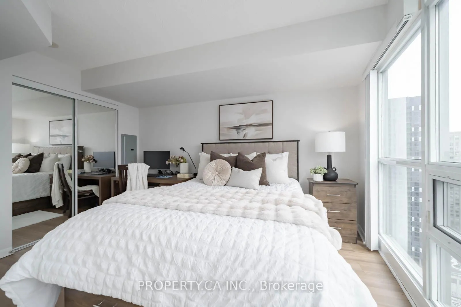 Photo 8 of Unit 3009, 18 Yonge Street, Toronto, Waterfront Communities — HOMEH
