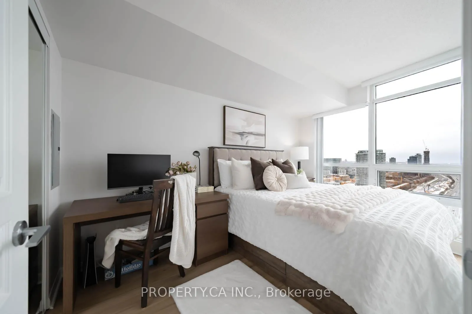 Photo 9 of Unit 3009, 18 Yonge Street, Toronto, Waterfront Communities — HOMEH