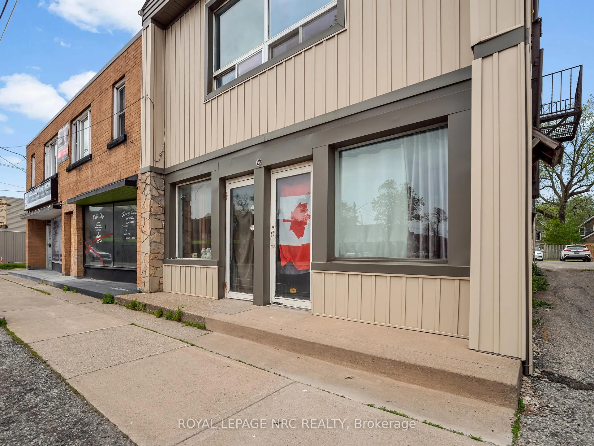 Photo 3 of 478 East Main Street, Welland, Welland Downtown — HOMEH